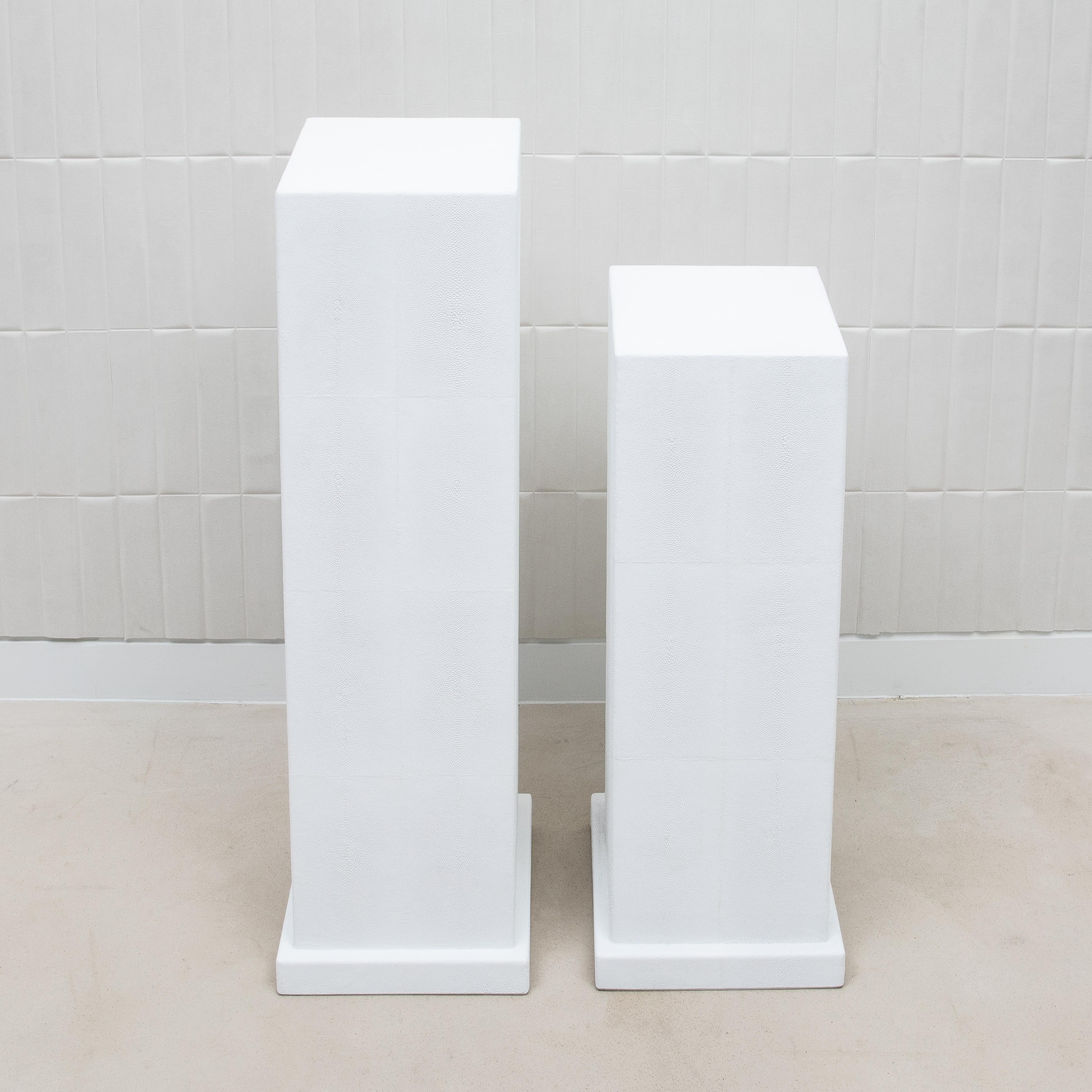 Hand-Crafted Modern Classic Column Large in White Shagreen by R&Y Augousti For Sale