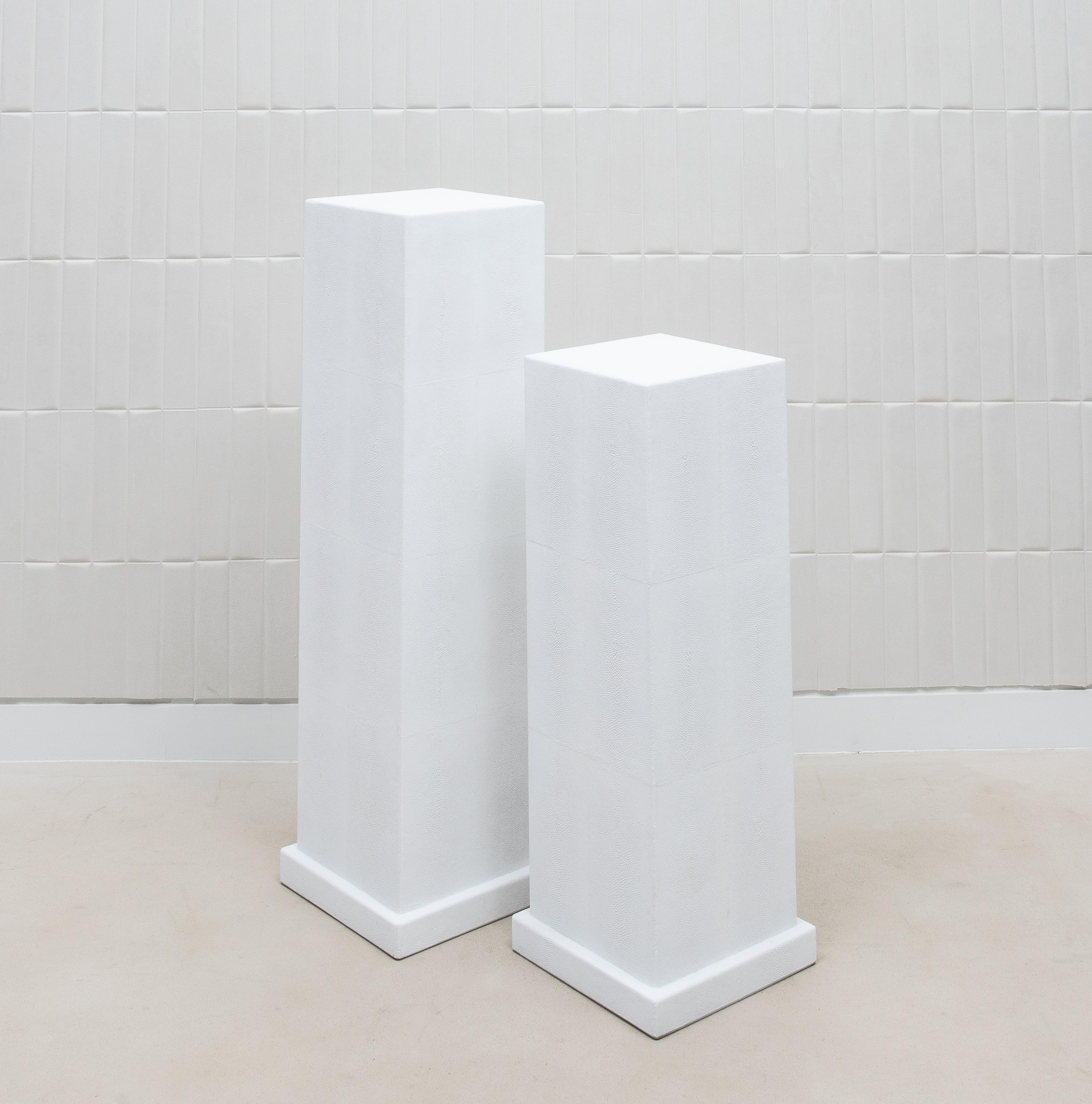 Shagreen Stingray Modern Classic Column Large in White Shagreen by R&Y Augousti For Sale