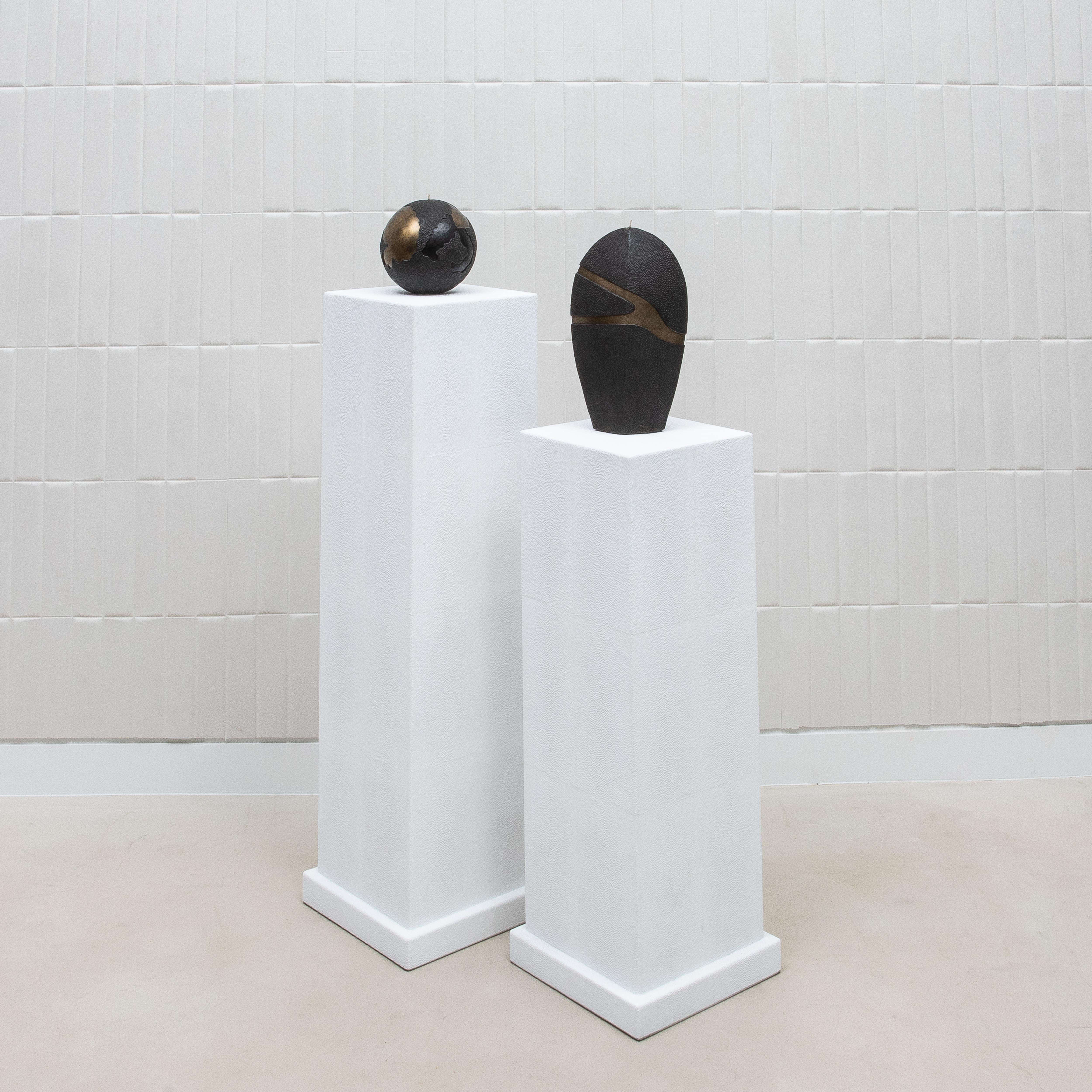 Modern Classic Column Large in White Shagreen by R&Y Augousti For Sale 1