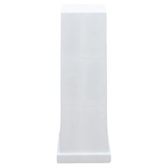 Modern Classic Column Medium en galuchat blanc par R&Y Augousti