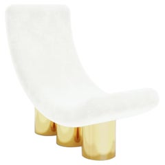 Modern Classic Velvet Nature Chair by Masquespacio