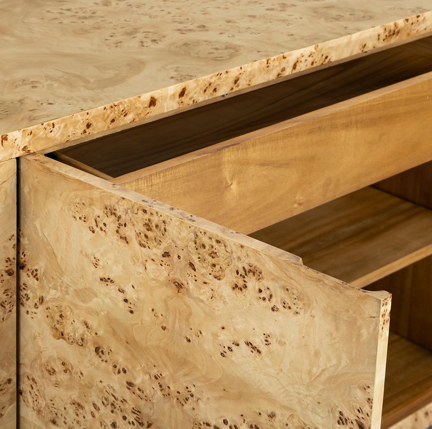Modernes Buffet mit Wurzelholzanrichte (Holz) im Angebot