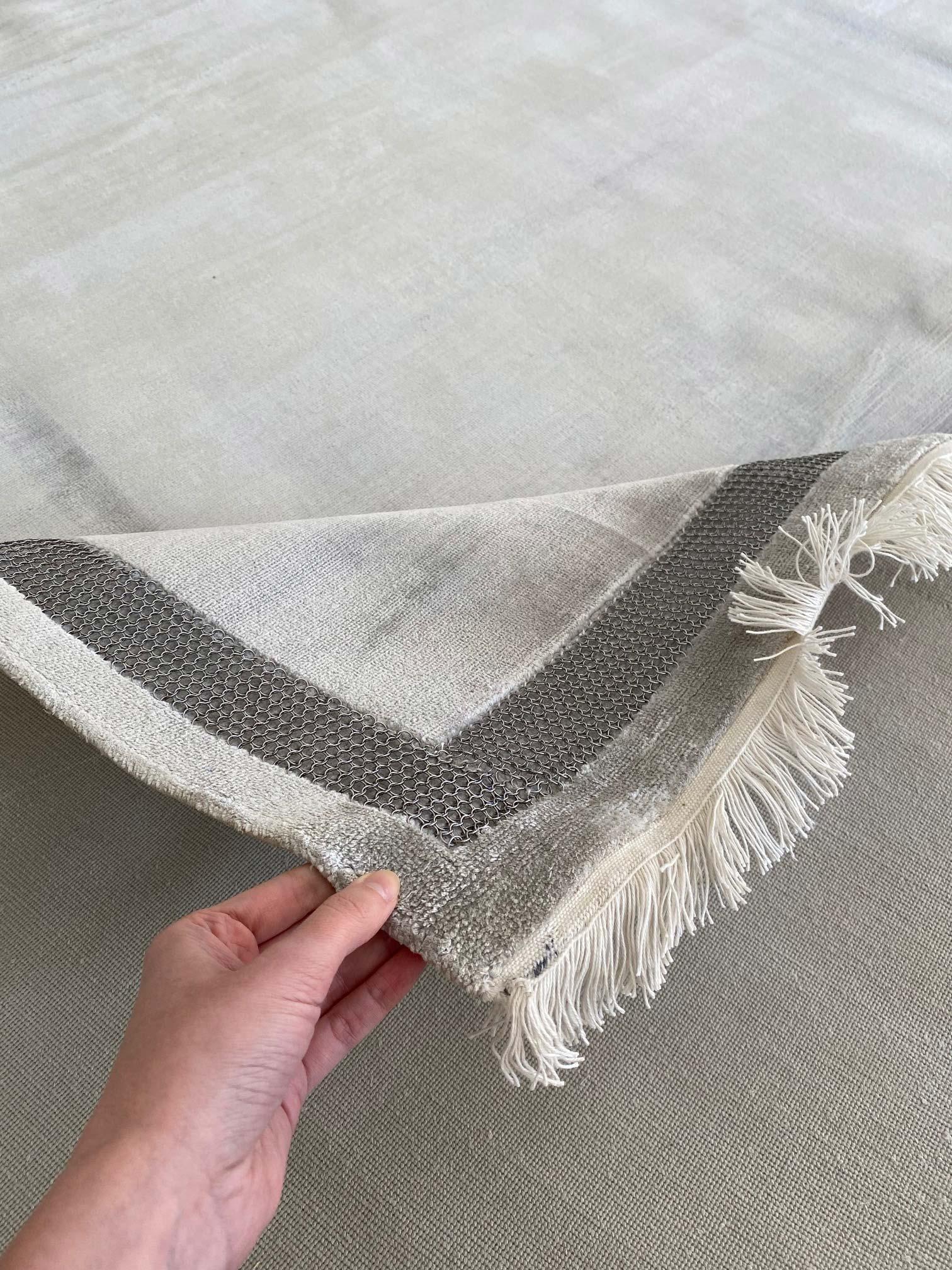 Modern Cloud Blue Silk Rug with Metal Chain Border by Doris Leslie Blau For Sale 3