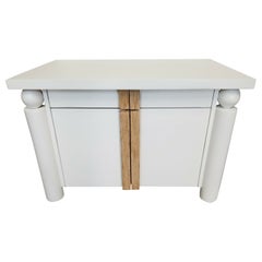 Tavolino da notte moderno Coastal Nightstand di The Platt Collections