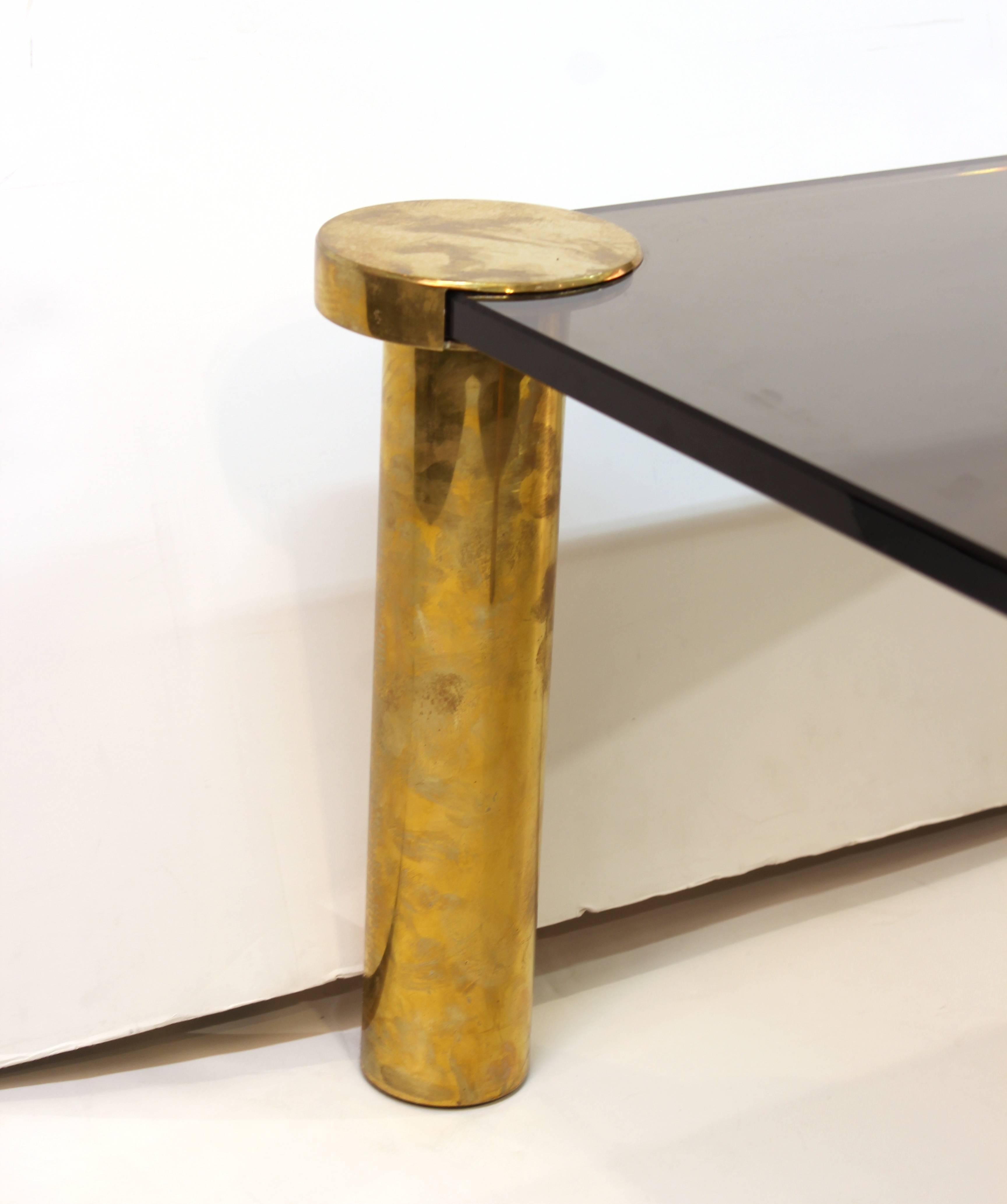 Late 20th Century Modern Cocktail Table in Glass and Brass