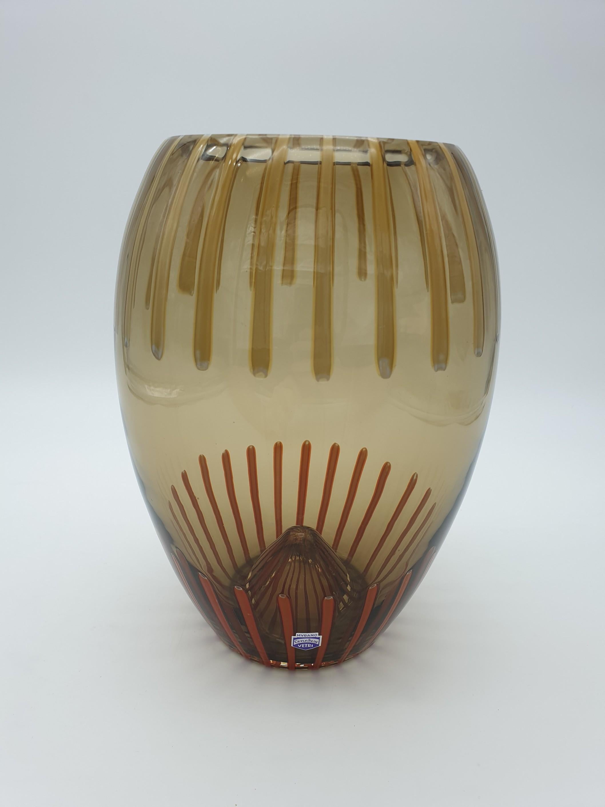 Modern Coffee Color / Brownish Murano-Glass Vase by Gino Cenedese, late 1990s For Sale 8