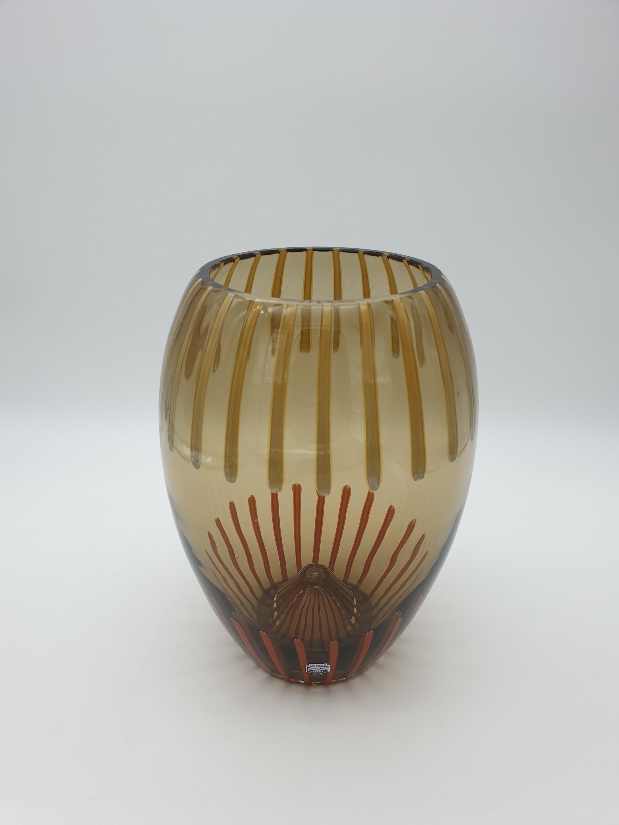 Late 20th Century Modern Coffee Color / Brownish Murano-Glass Vase by Gino Cenedese, late 1990s For Sale