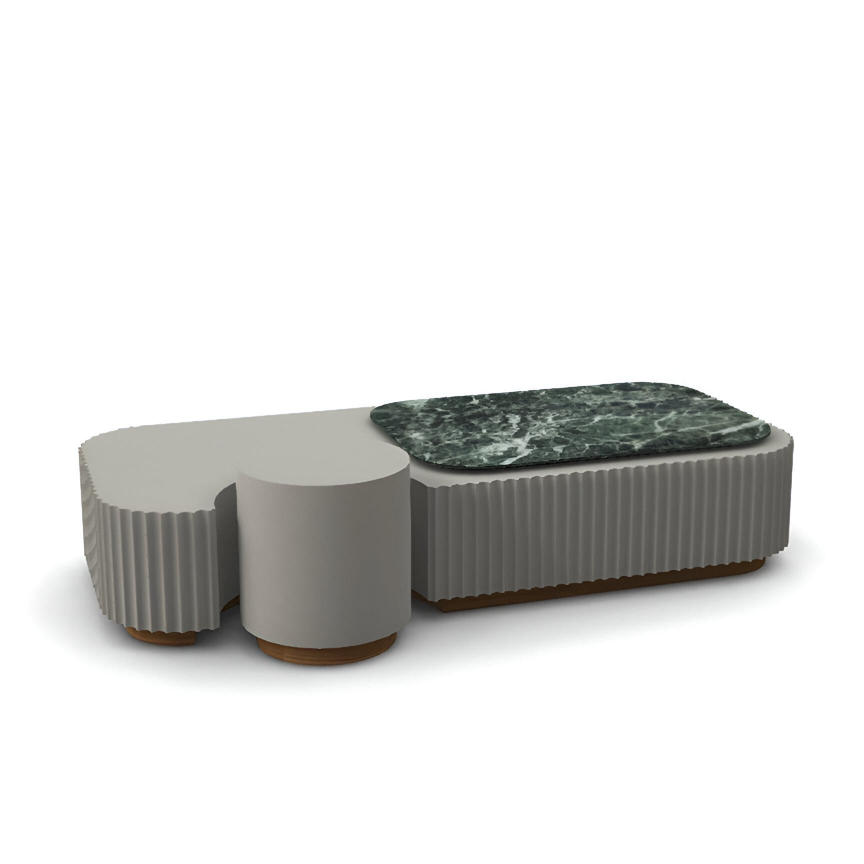 Fait main Table basse moderne avec base en Wood ou en laque et plateau en marbre en vente