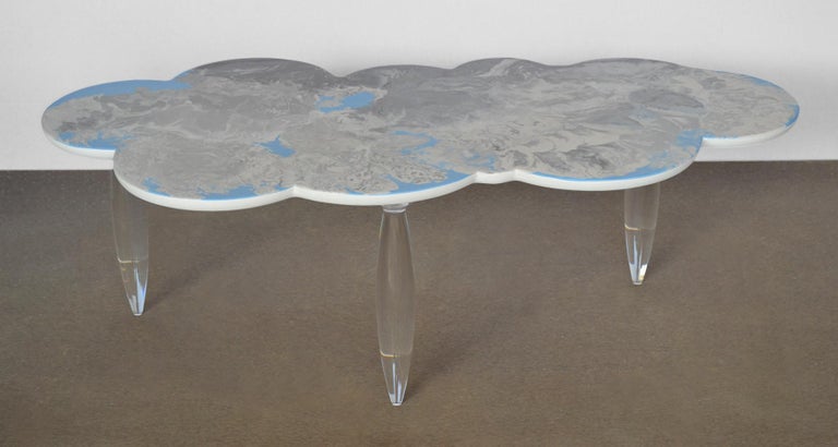 Tavolino nuvola in scagliola, basi plexiglass fatto a mano in italia  disponibile For Sale at 1stDibs