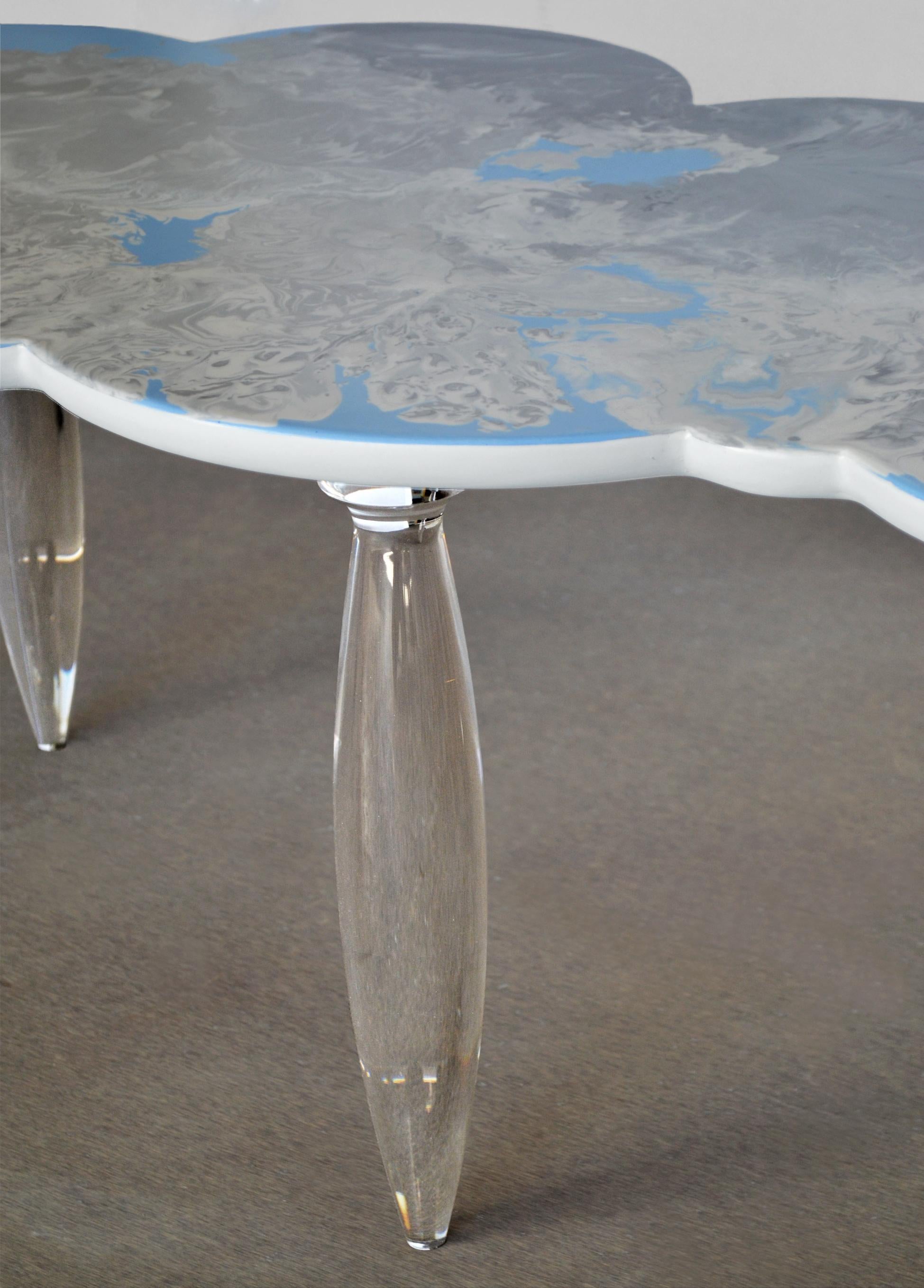 Italian Tavolino nuvola in scagliola, basi plexiglass fatto a mano in italia disponibile