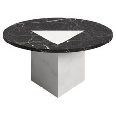 Mesa de centro moderna M de mármol blanco y negro, Diseñador Lorenzo Zaccarin