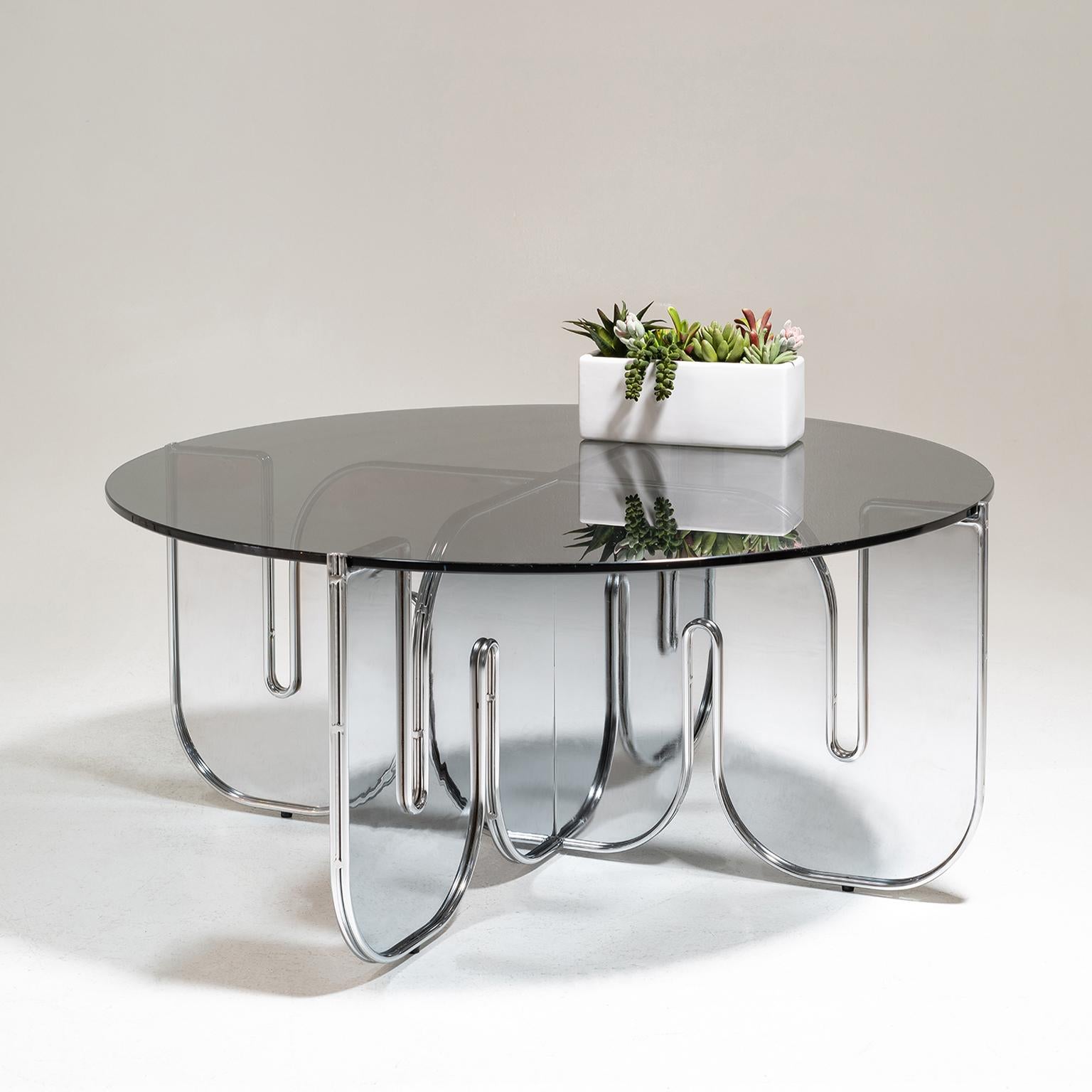 minimalist center table