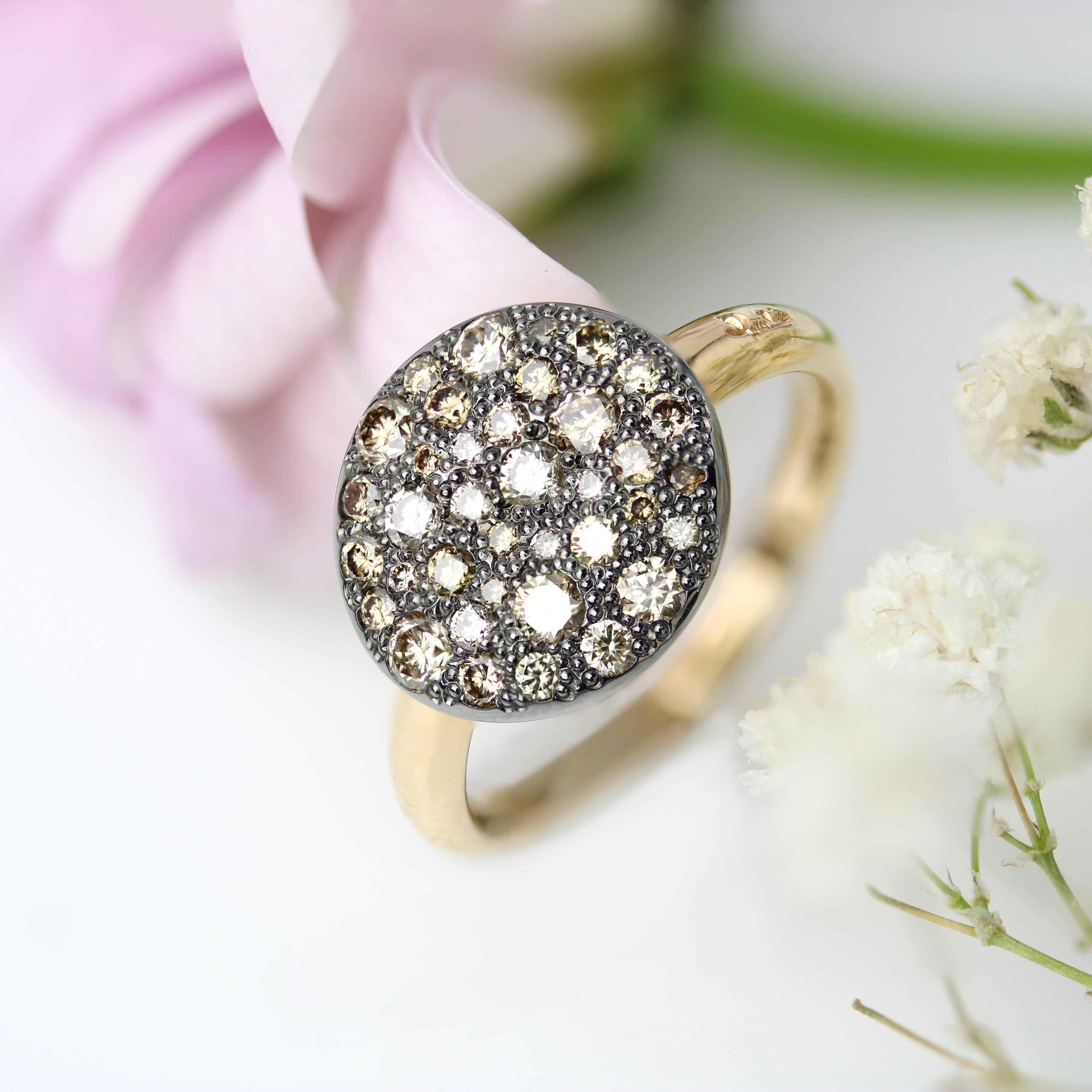 Modern Cognac Diamonds 18 Karat Rhodium Rose Gold Large Pomellato Sabbia Ring For Sale 6