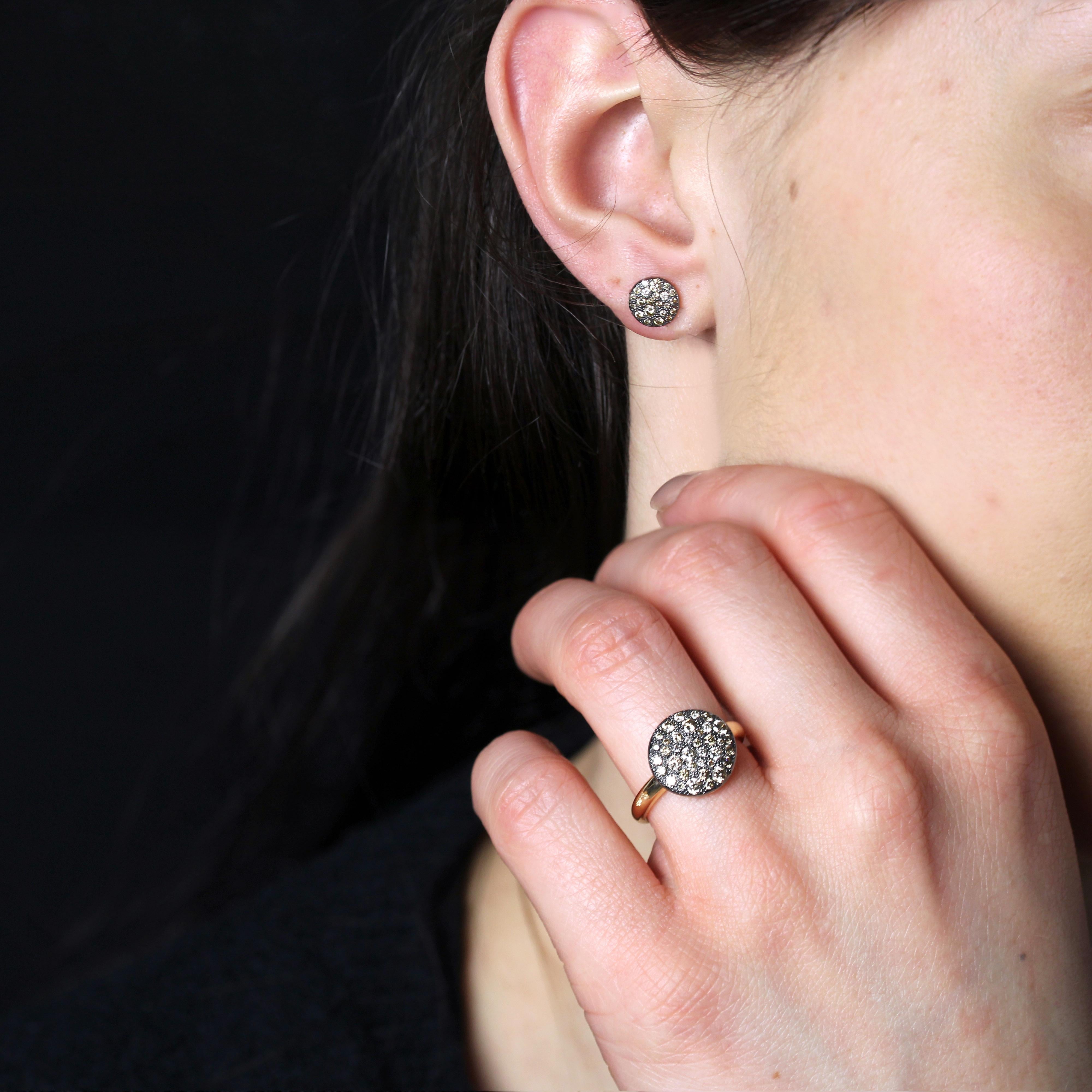 Modern Cognac Diamonds 18 Karat Rhodium Rose Gold Large Pomellato Sabbia Ring For Sale 13