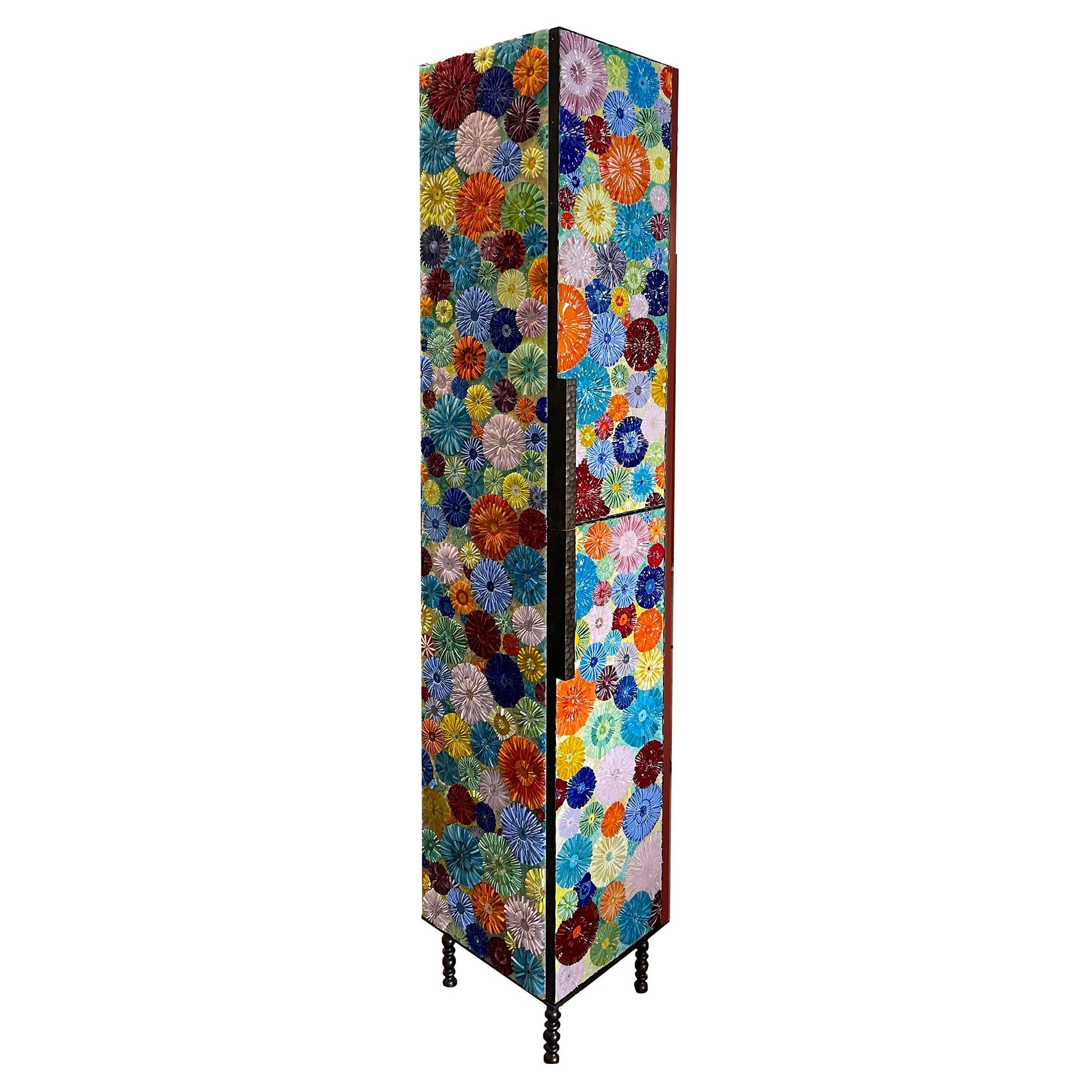 Armadietto per biancheria Modern Colorful Blossom con struttura in metallo forgiato di Ercole Home