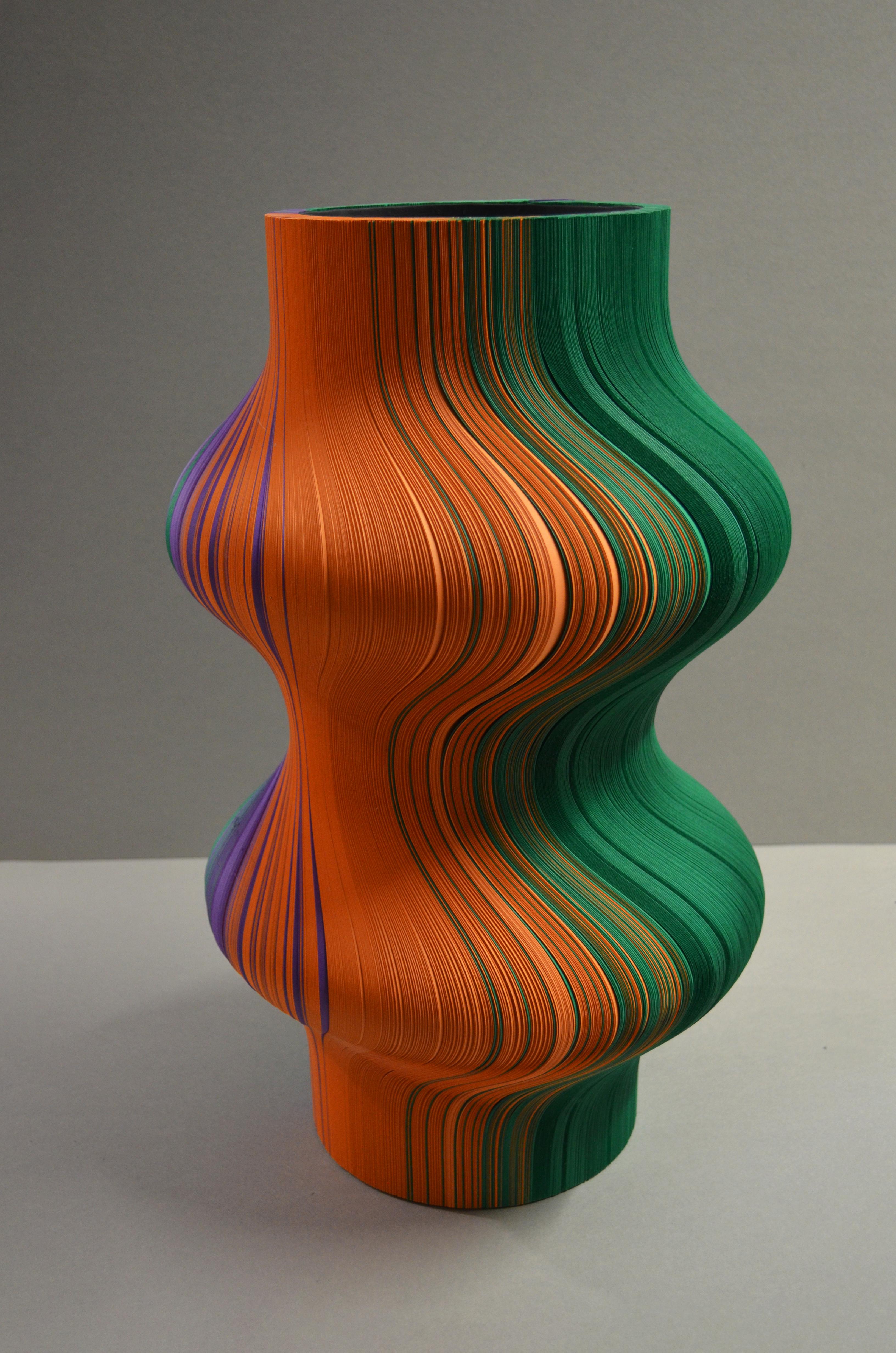 Moderno Vaso di carta Modern Color Daniele Papuli fatto a mano Pezzo unico per Dilmos in vendita