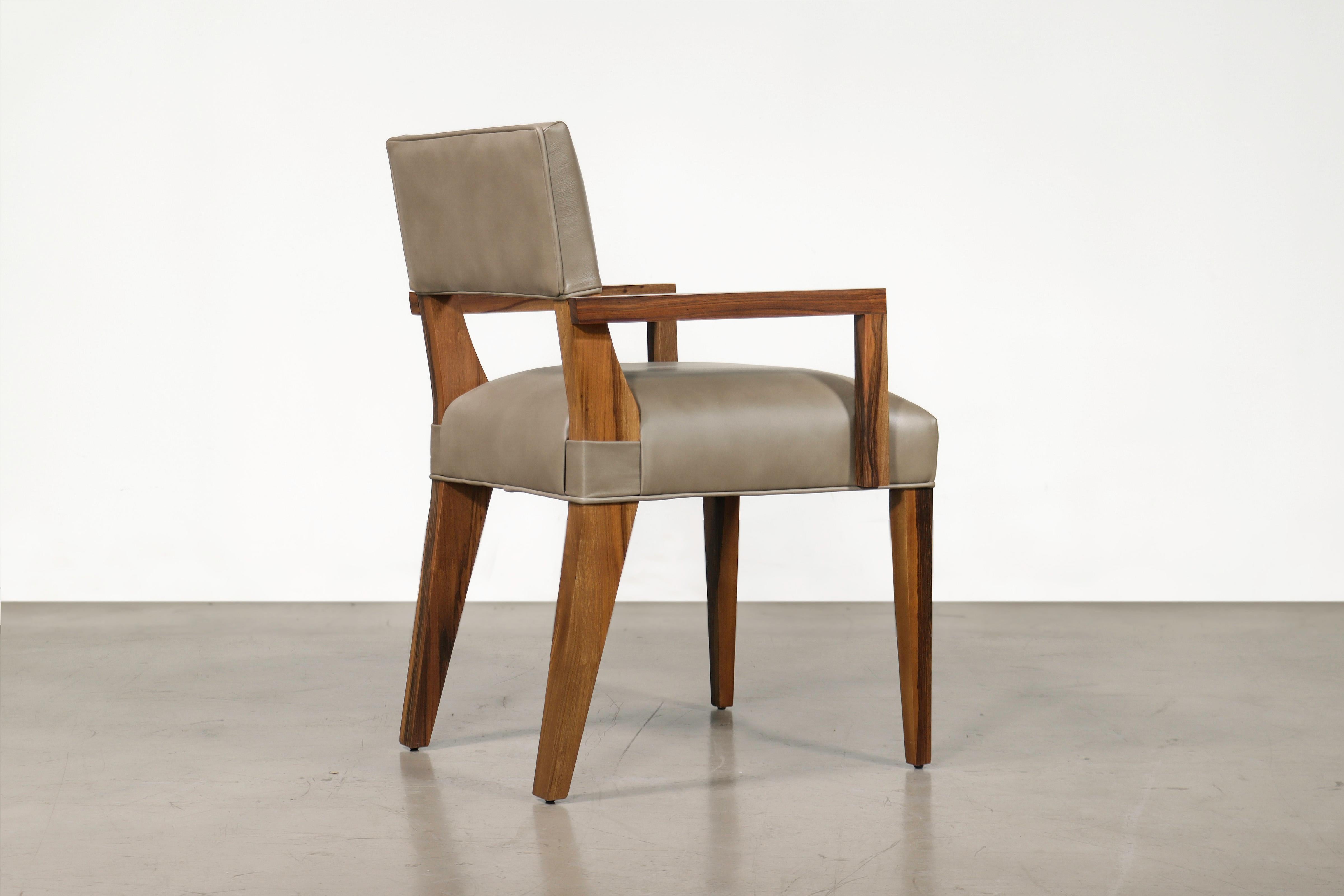 Moderner COM-Sessel aus Argentinischem exotischem Holz und Leder von Costantini, Bruno (Holzarbeit) im Angebot