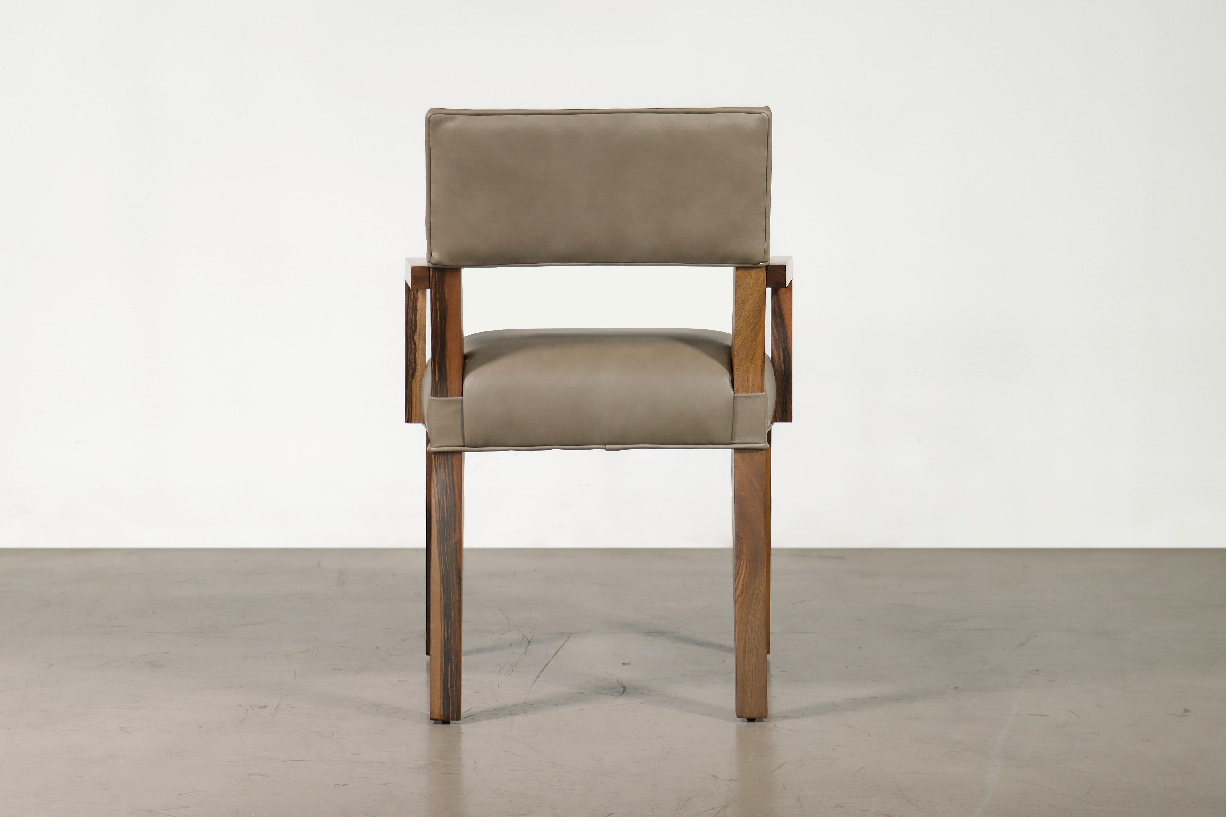 Moderner COM-Sessel aus Argentinischem exotischem Holz und Leder von Costantini, Bruno im Angebot 1
