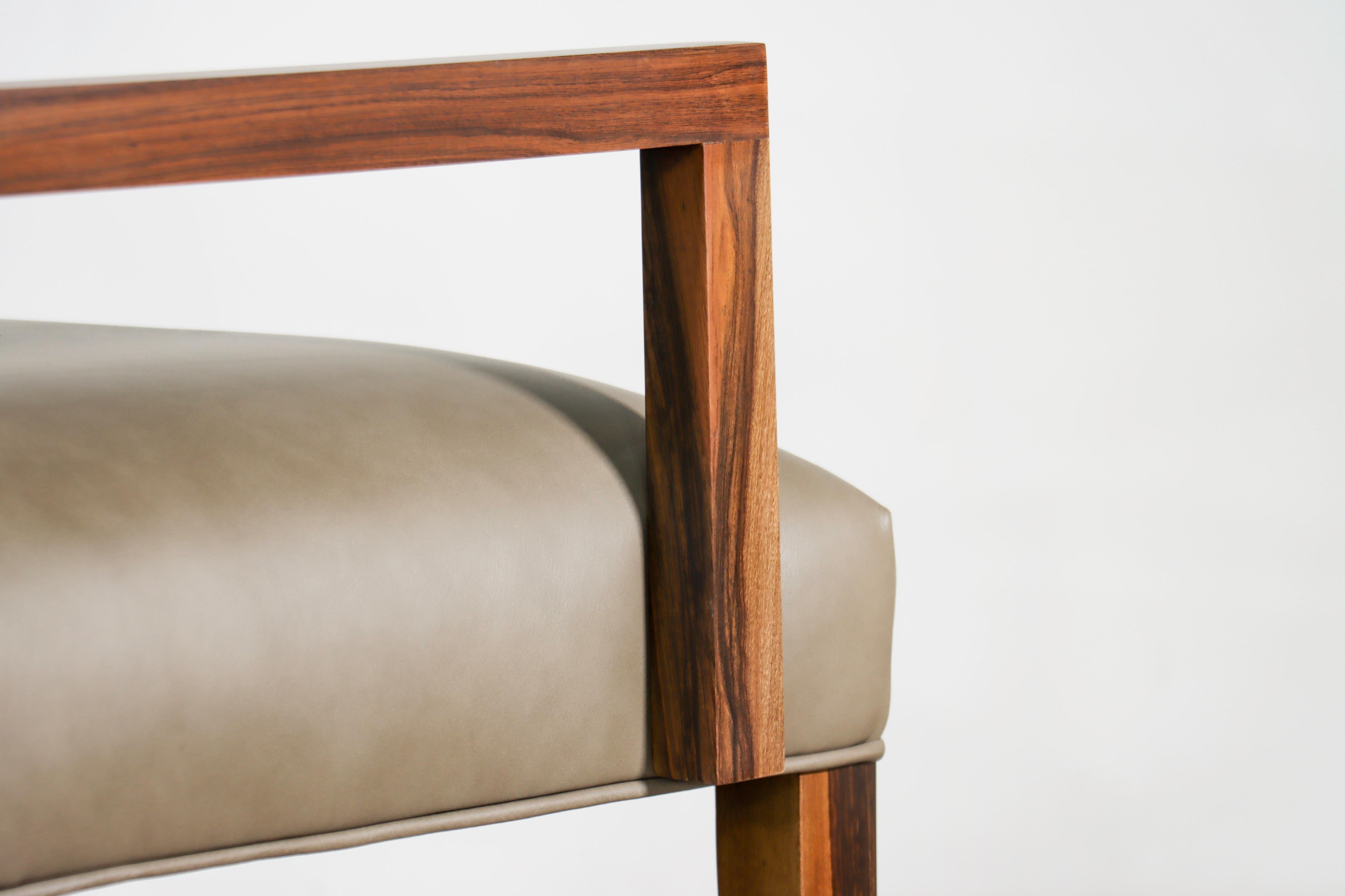 Moderner COM-Sessel aus Argentinischem exotischem Holz und Leder von Costantini, Bruno im Angebot 4