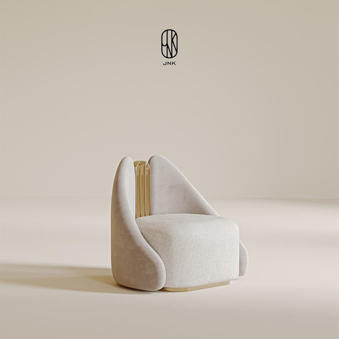 Fauteuil Como,

Faites l'expérience de la polyvalence avec notre fauteuil Como, disponible en tissu haut de gamme, en cuir, en cuir nubuck, en cuir imprimé lézard, en velours ou en tissu suédé.

Ce fauteuil offre une polyvalence de composition et
