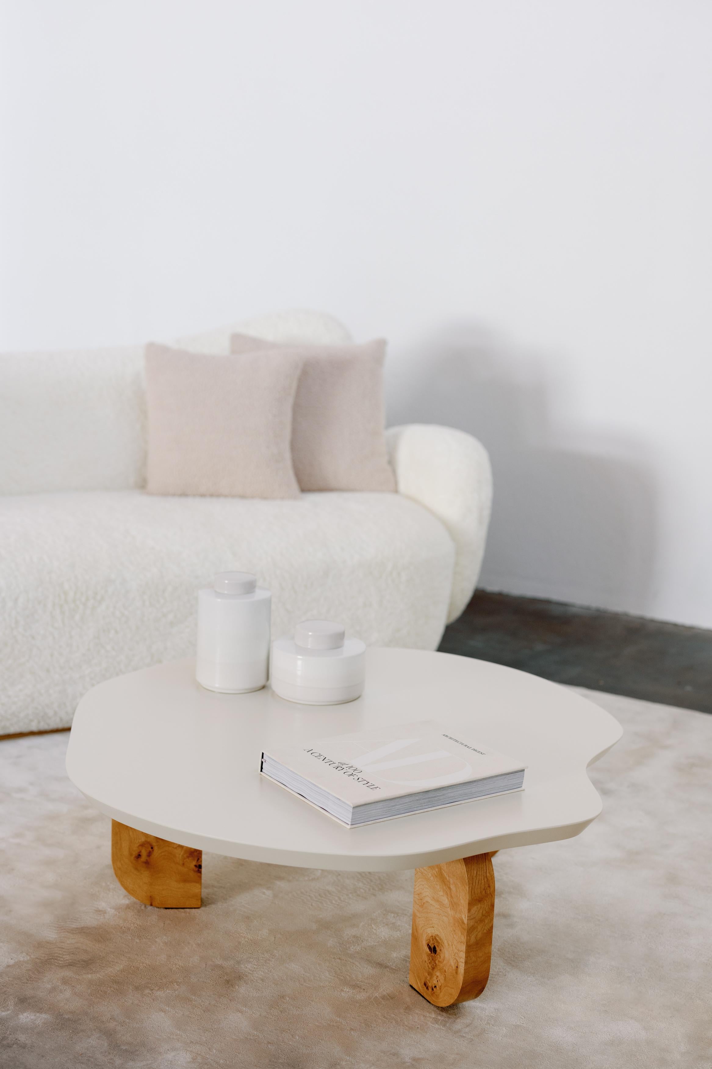 The Moderns Conchula Curved Sofa, Ivory Bouclé, Handmade in Portugal by Greenapple en vente 5