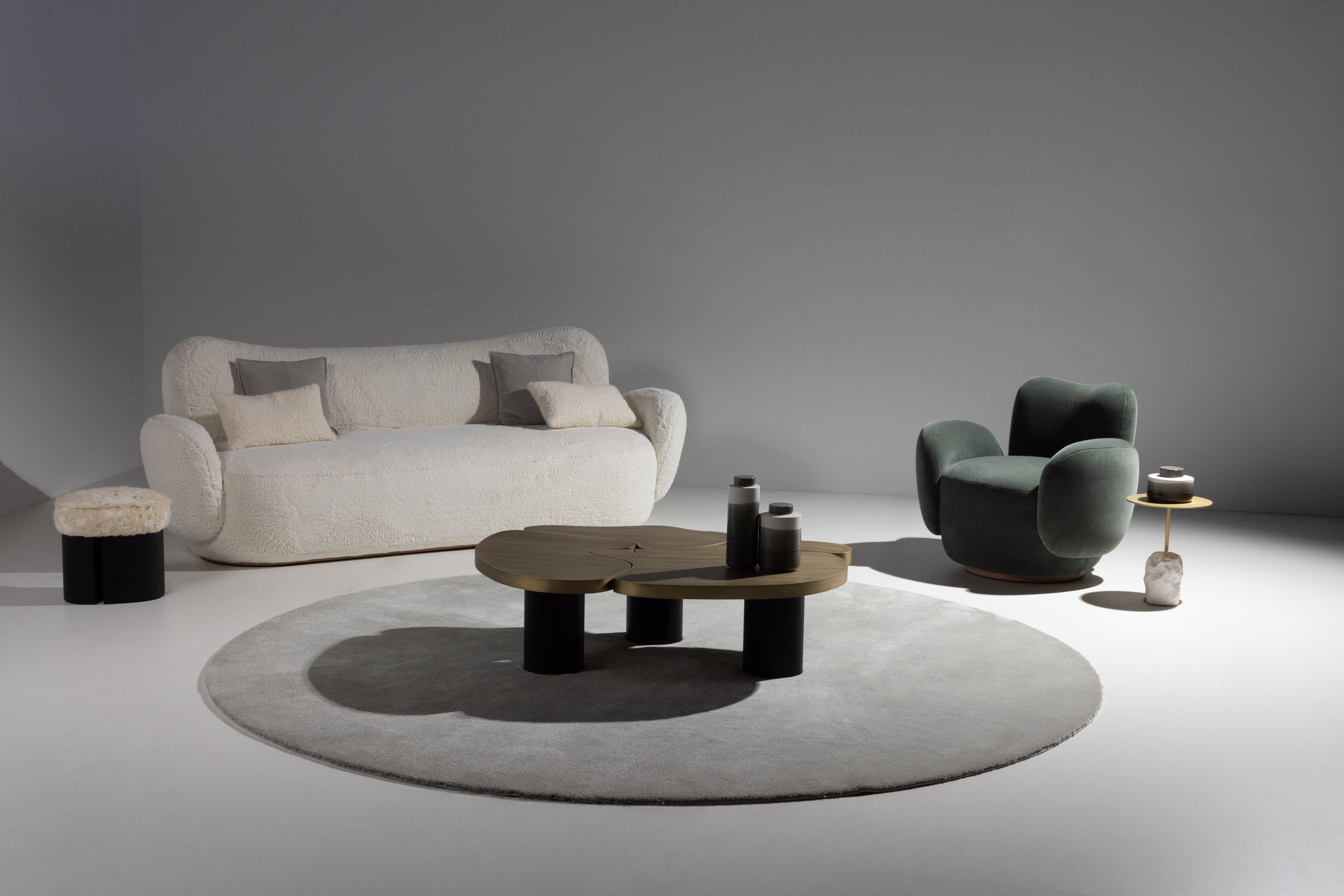 The Moderns Conchula Curved Sofa, Ivory Bouclé, Handmade in Portugal by Greenapple en vente 7