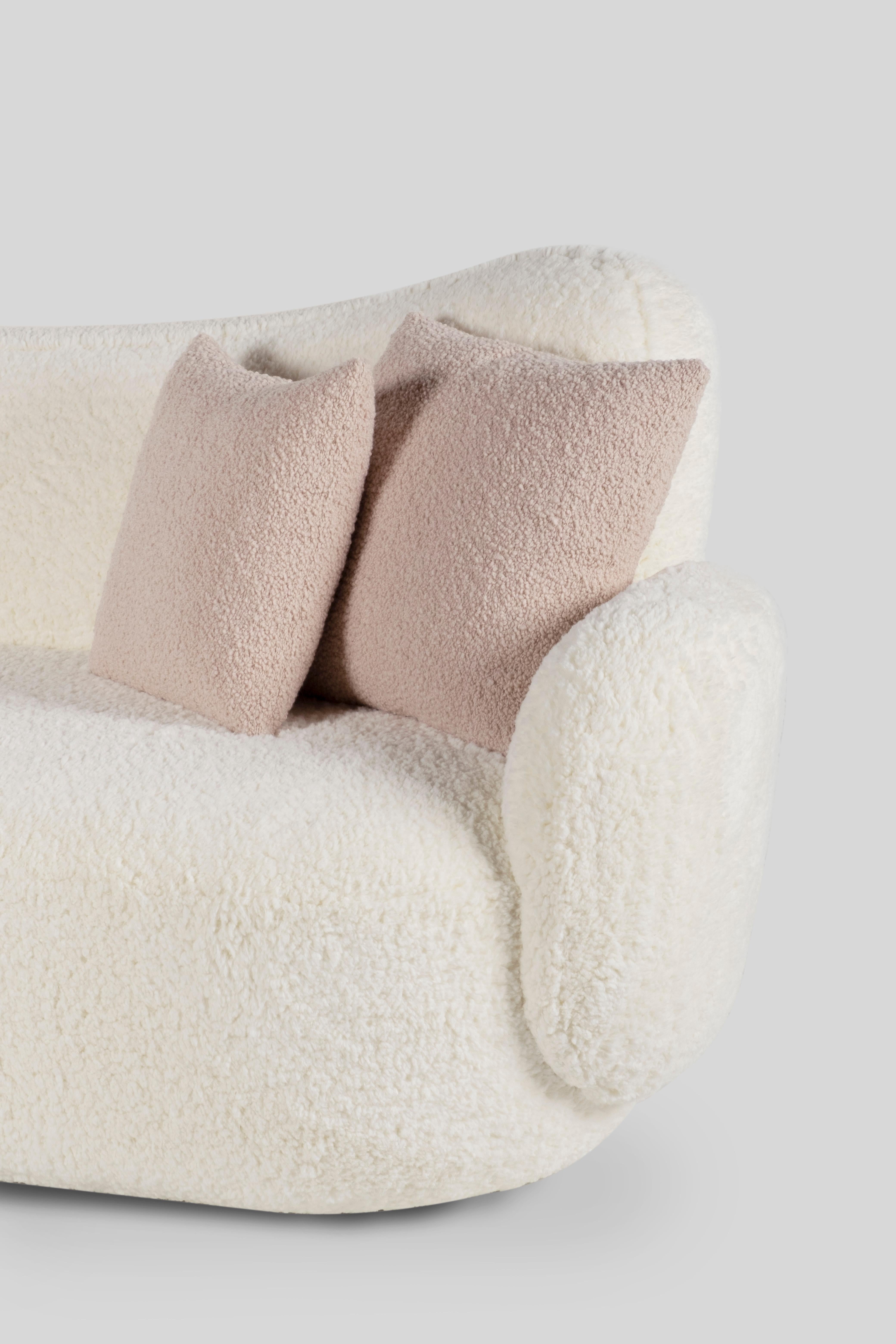 The Moderns Conchula Curved Sofa, Ivory Bouclé, Handmade in Portugal by Greenapple en vente 1