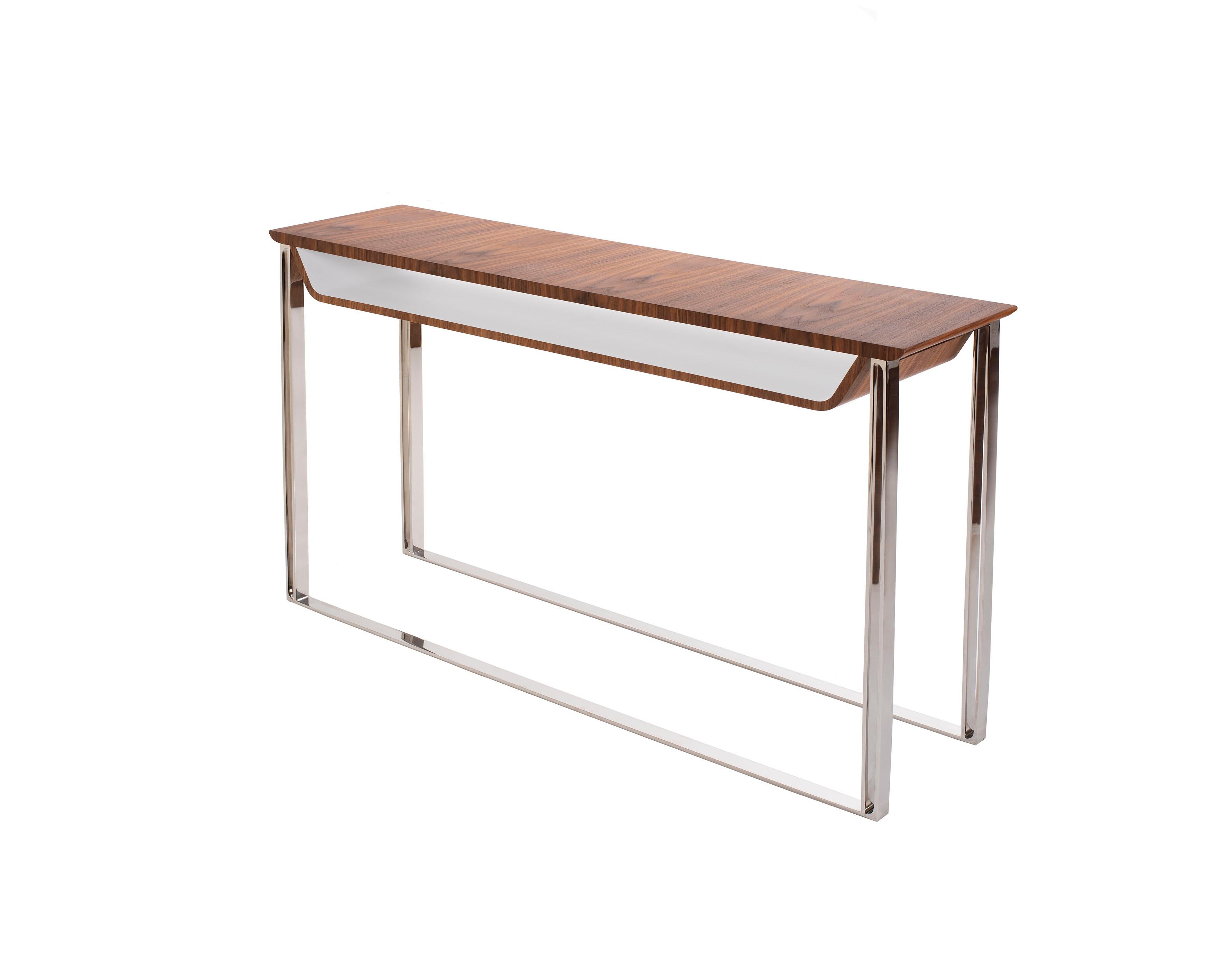 Modern Console Hey Hello Wood and Steel by Cyril Rumpler.
This is the very first line created by Cyril Rumpler, founder of Softicated, with its soft and simple, pure lines. The console is conceived as a big smile, symbol of positivity in all