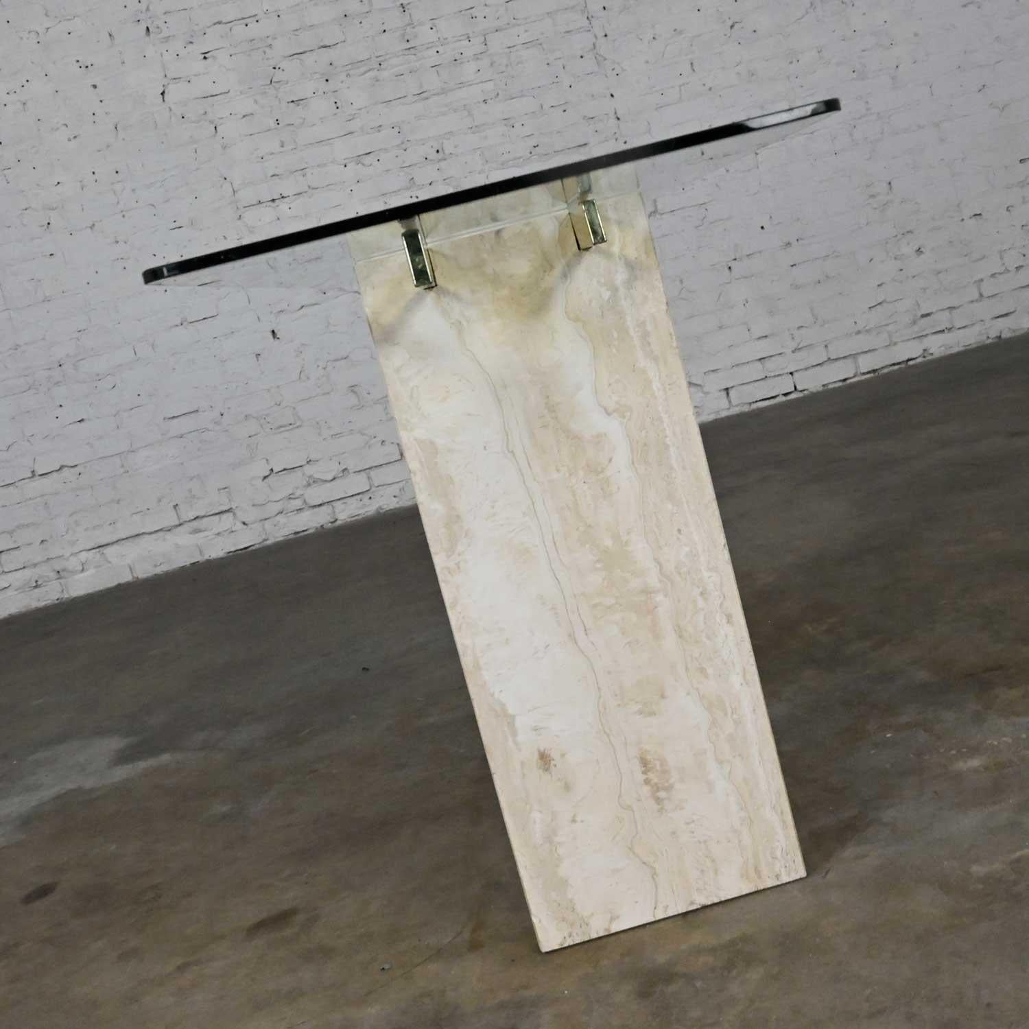 Table console moderne en travertin et laiton avec plateau en verre style Artedi en vente 1