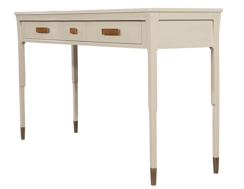 Modern Console Table Hand Polished Lacquer For Sale 7