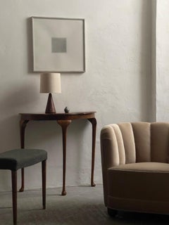 Danish Modern Console table in Caucasian nut tree. Copenhagen cabinetmaker 1960.