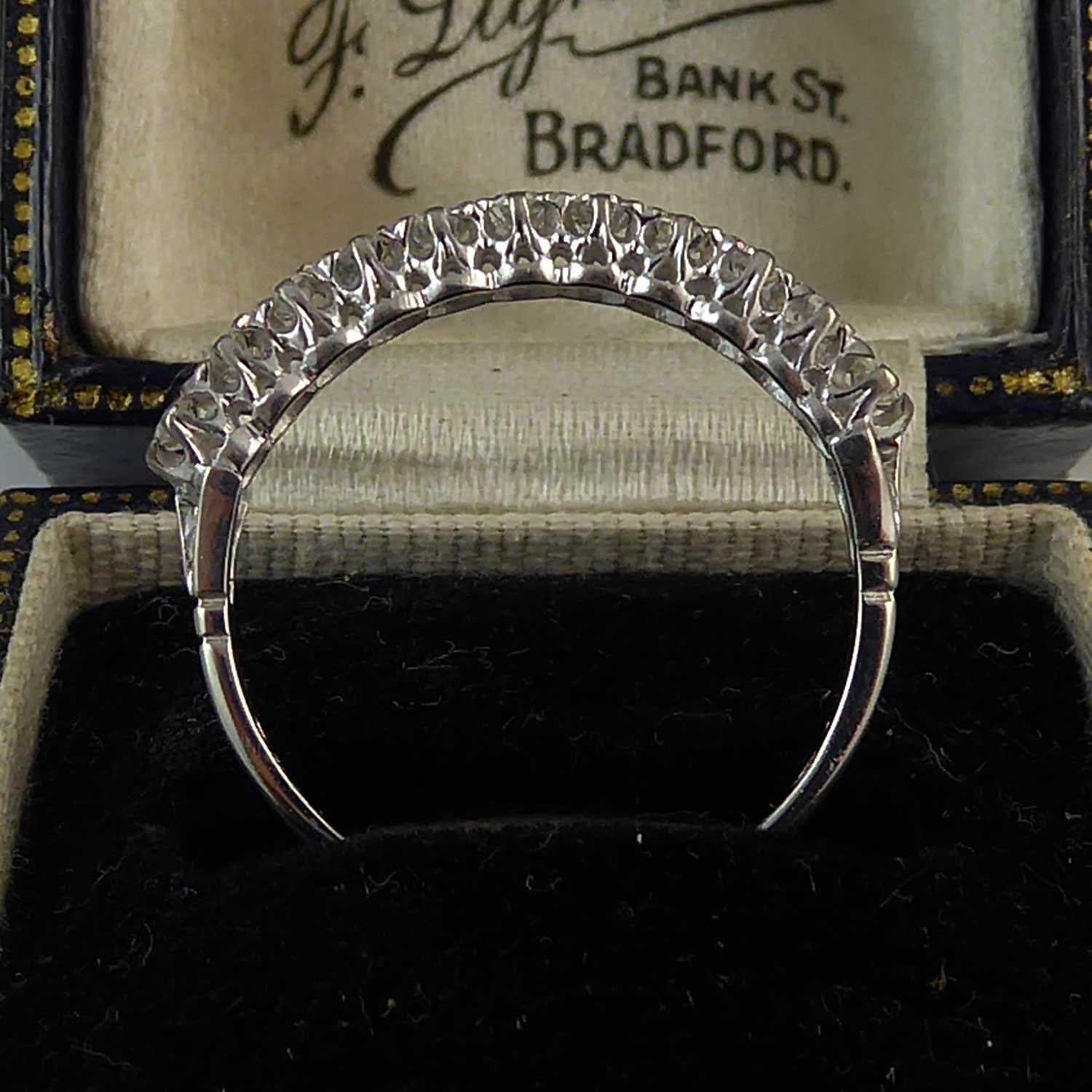 Round Cut Modern Contemporary 0.40 Carat Diamond Ring, 18ct Gold, Hallmarked London 1977