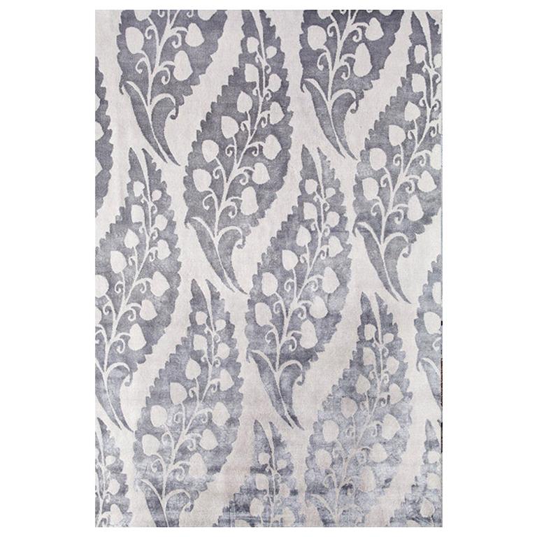 Modern Contemporary Area Rug Grey Taupe, Handmade of Silk and Wool, "Leaflet"