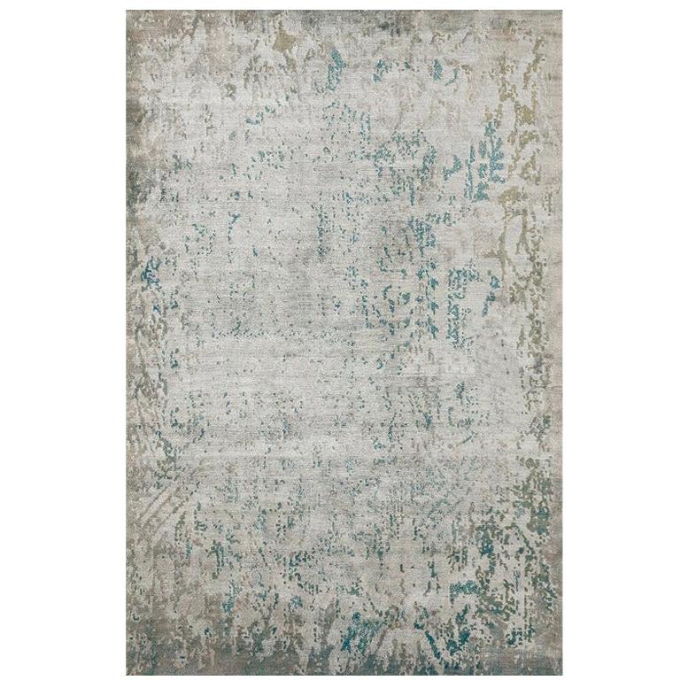 Modern Contemporary Area Rug in Silver, Handmade of Silk and Wool, "Allure" For Sale