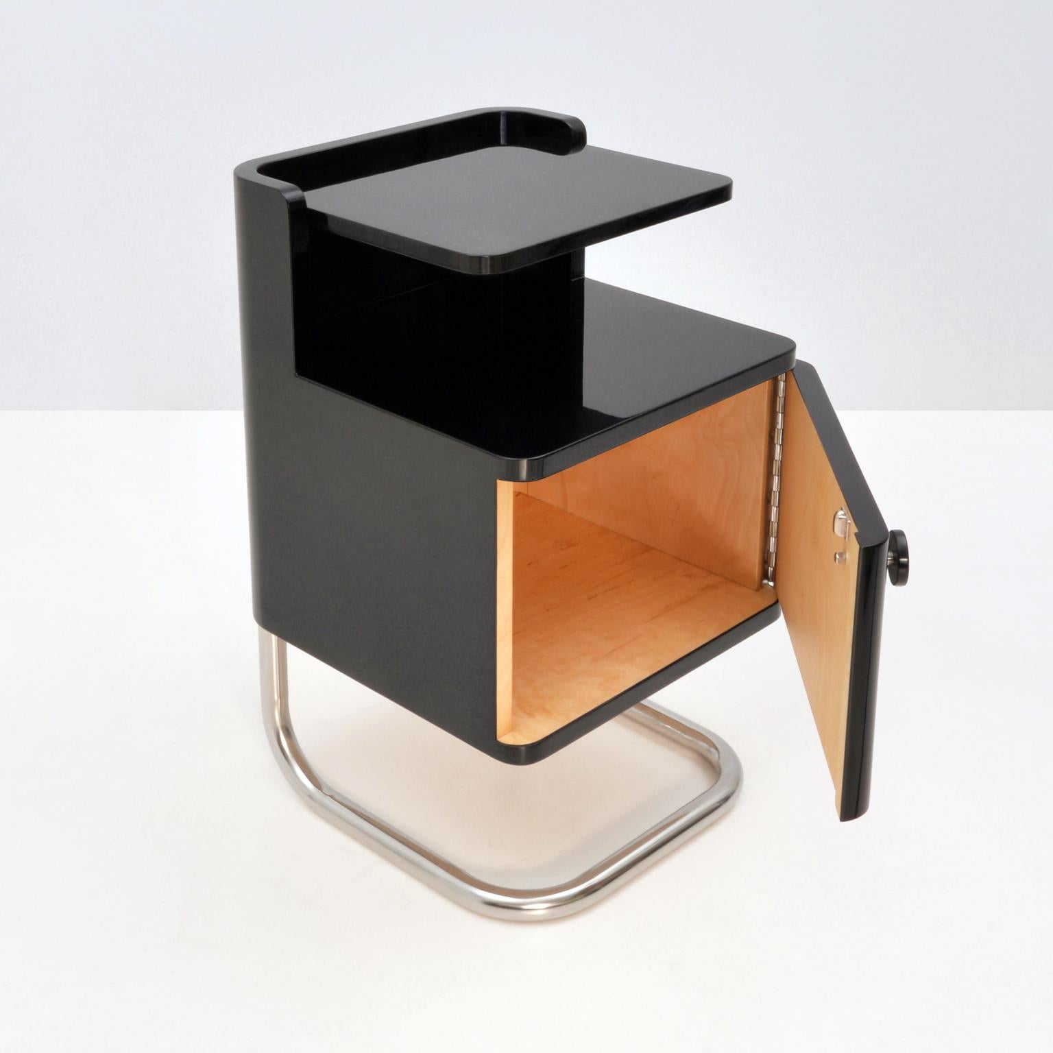 Modern Contemporary Customizable Nightstand, Handcrafted Wood, Tubular Steel In New Condition For Sale In Berlin, DE
