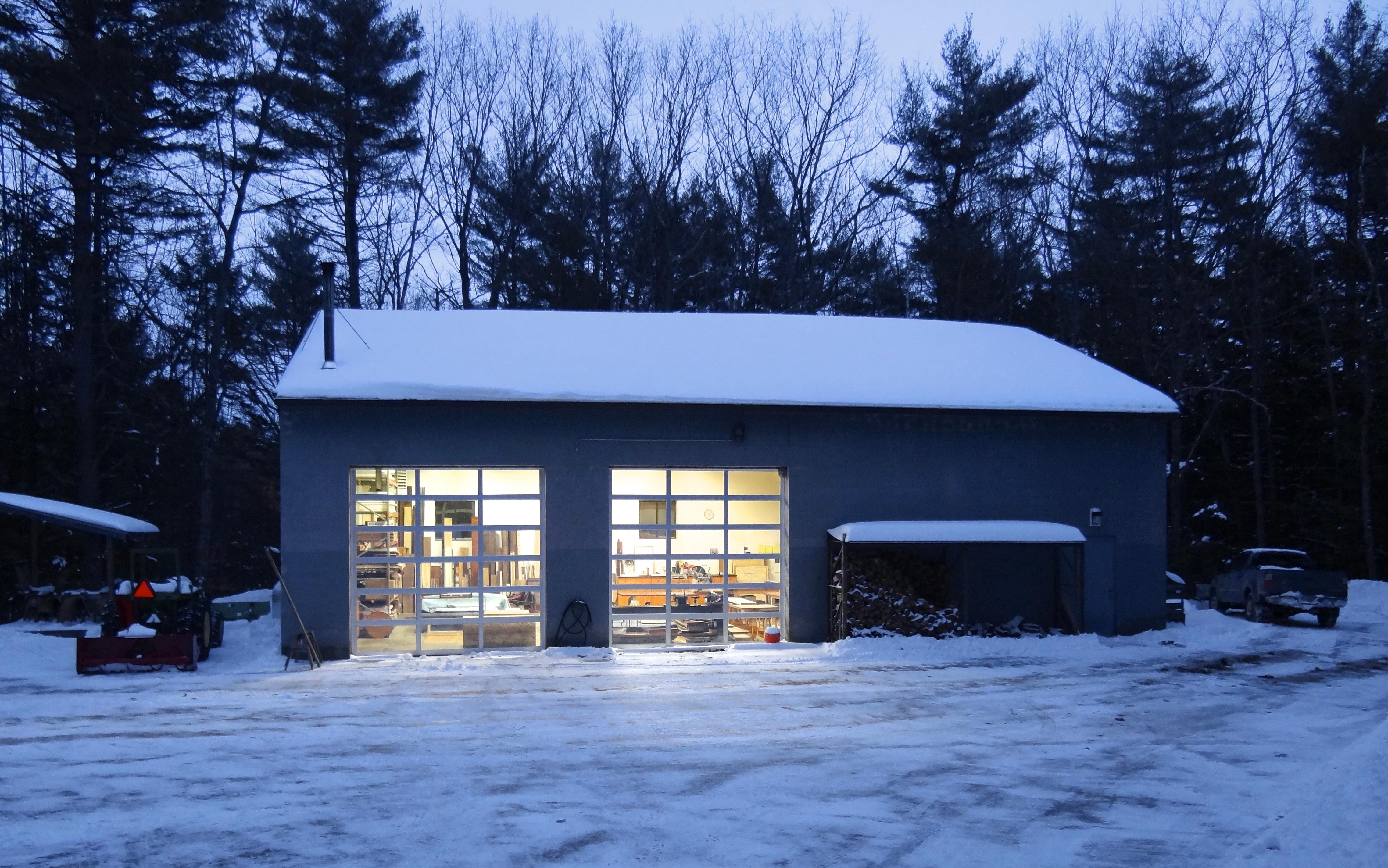 Tavolino da caffè moderno e contemporaneo con intarsio di chiodi n. 24 di Peter Sandback In condizioni Nuovo in vendita a Harrisville, NH