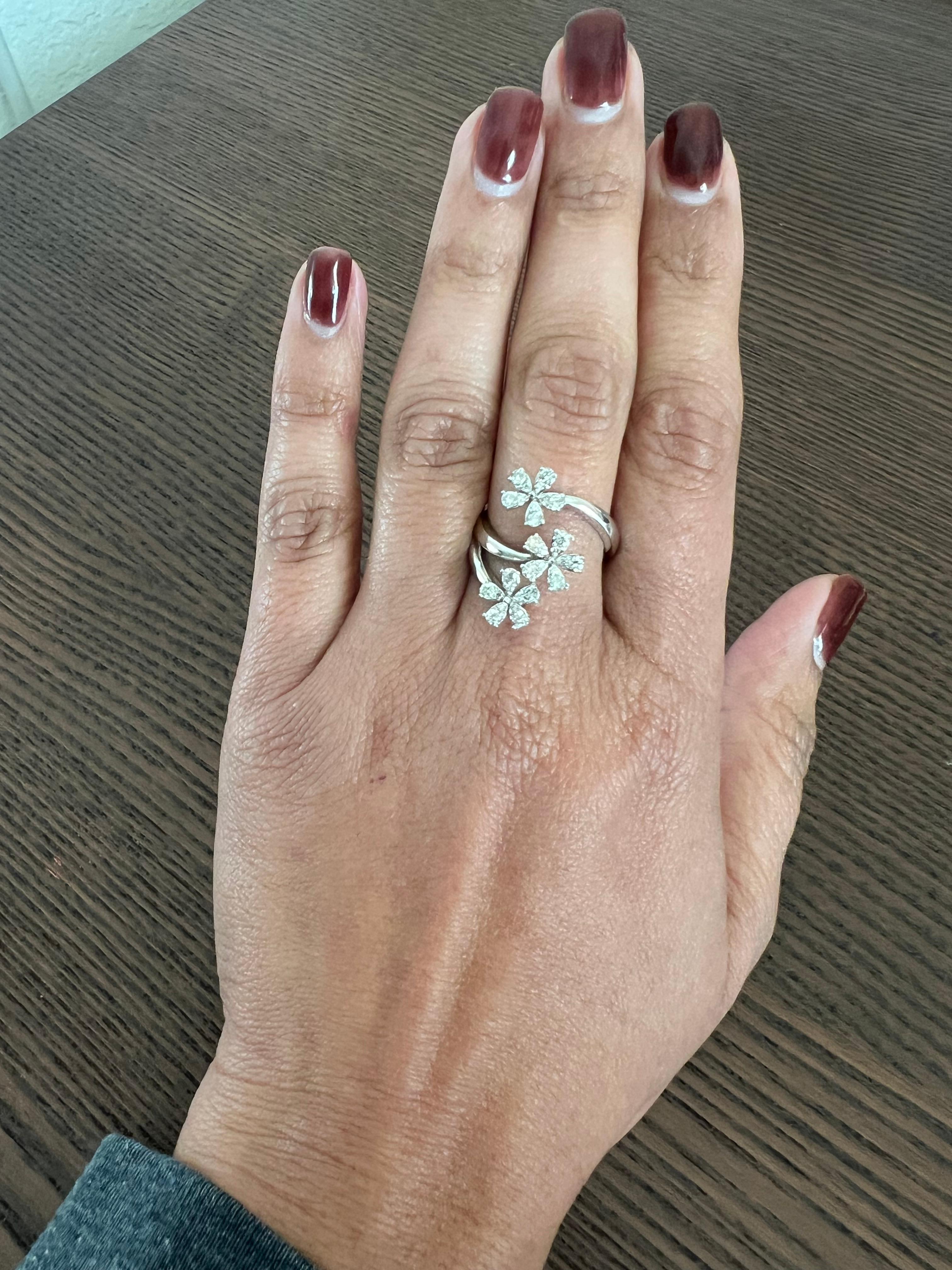 Modern Contemporary Natural Diamond Flower 0.63 Carat White Gold Statement Ring For Sale 1