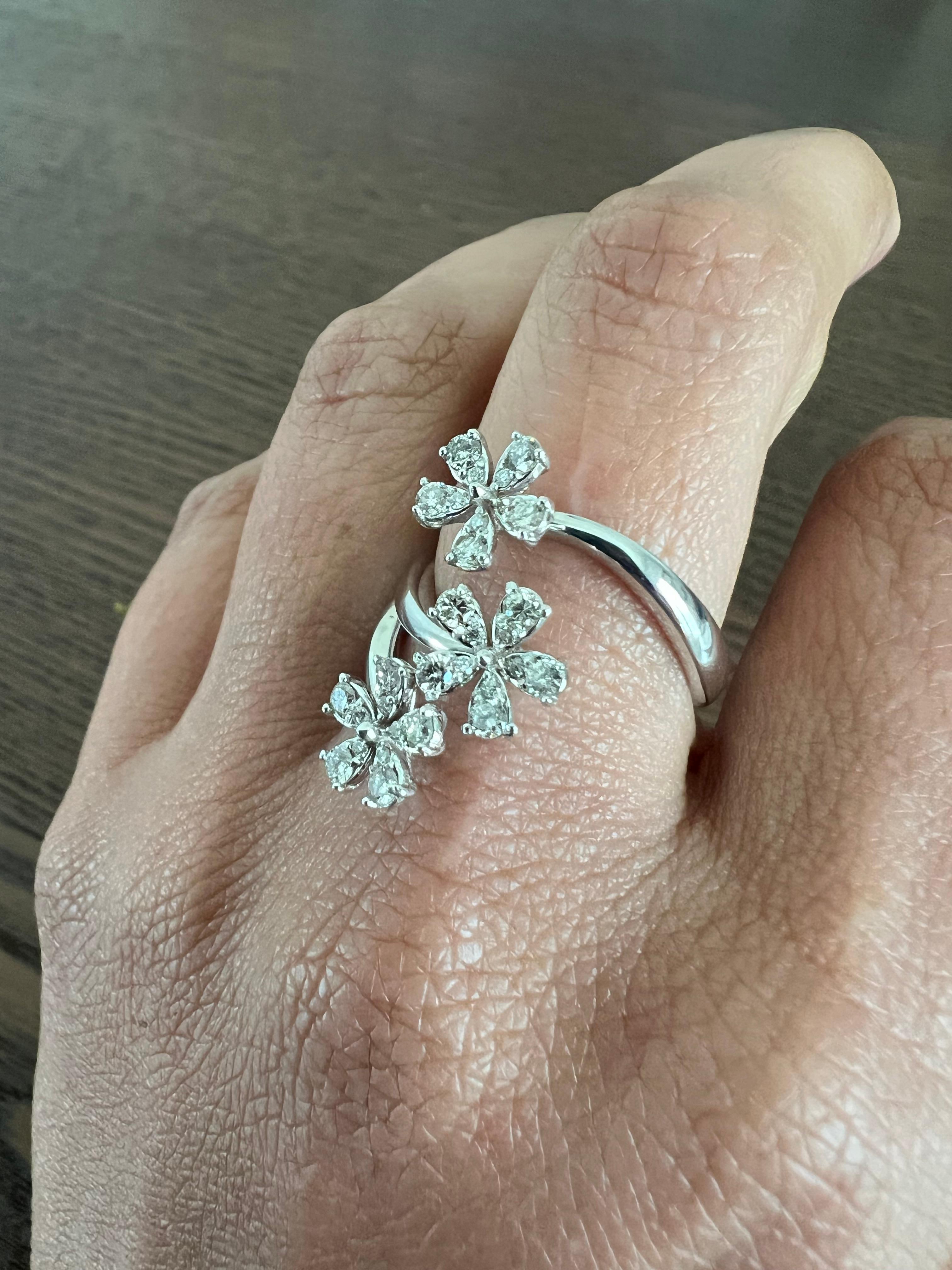 Modern Contemporary Natural Diamond Flower 0.63 Carat White Gold Statement Ring For Sale 4
