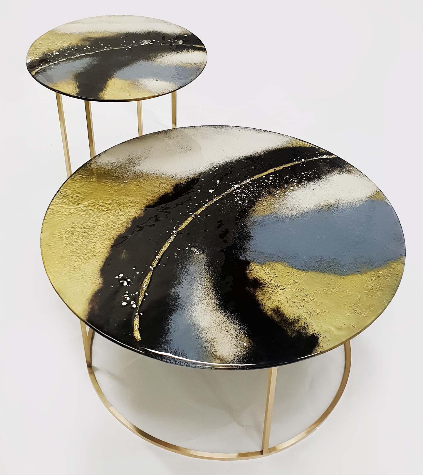 Polish Modern Contemporary Round Coffee Tables Murano Glass in Gold, Black and Grey