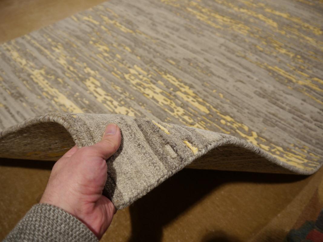 Modern Contemporary Rug Art Grey Wool hand-knotted Djoharian Collection For Sale 3