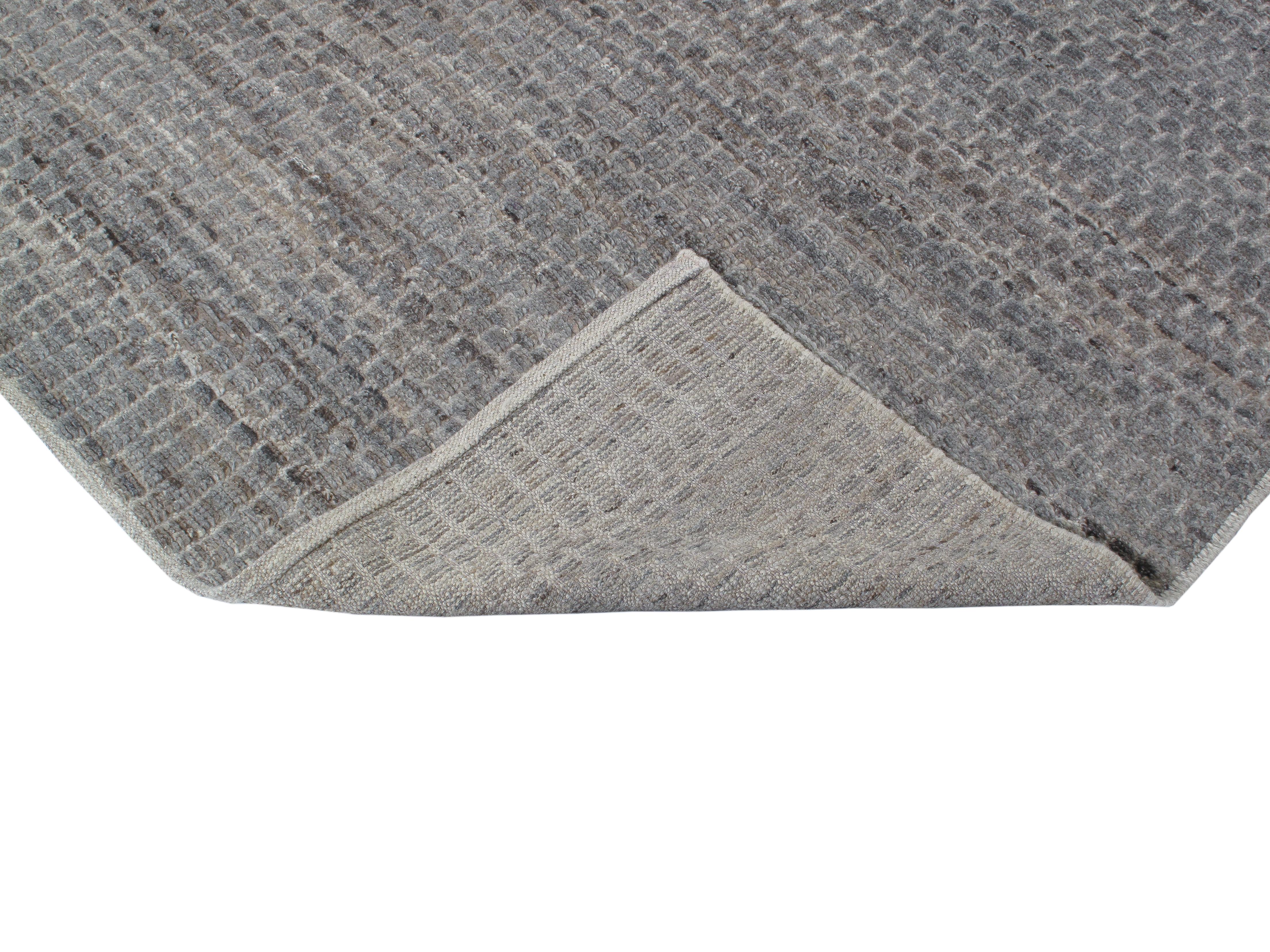 Modern Contemporary Textural Relief Grey Wool Rug For Sale 1