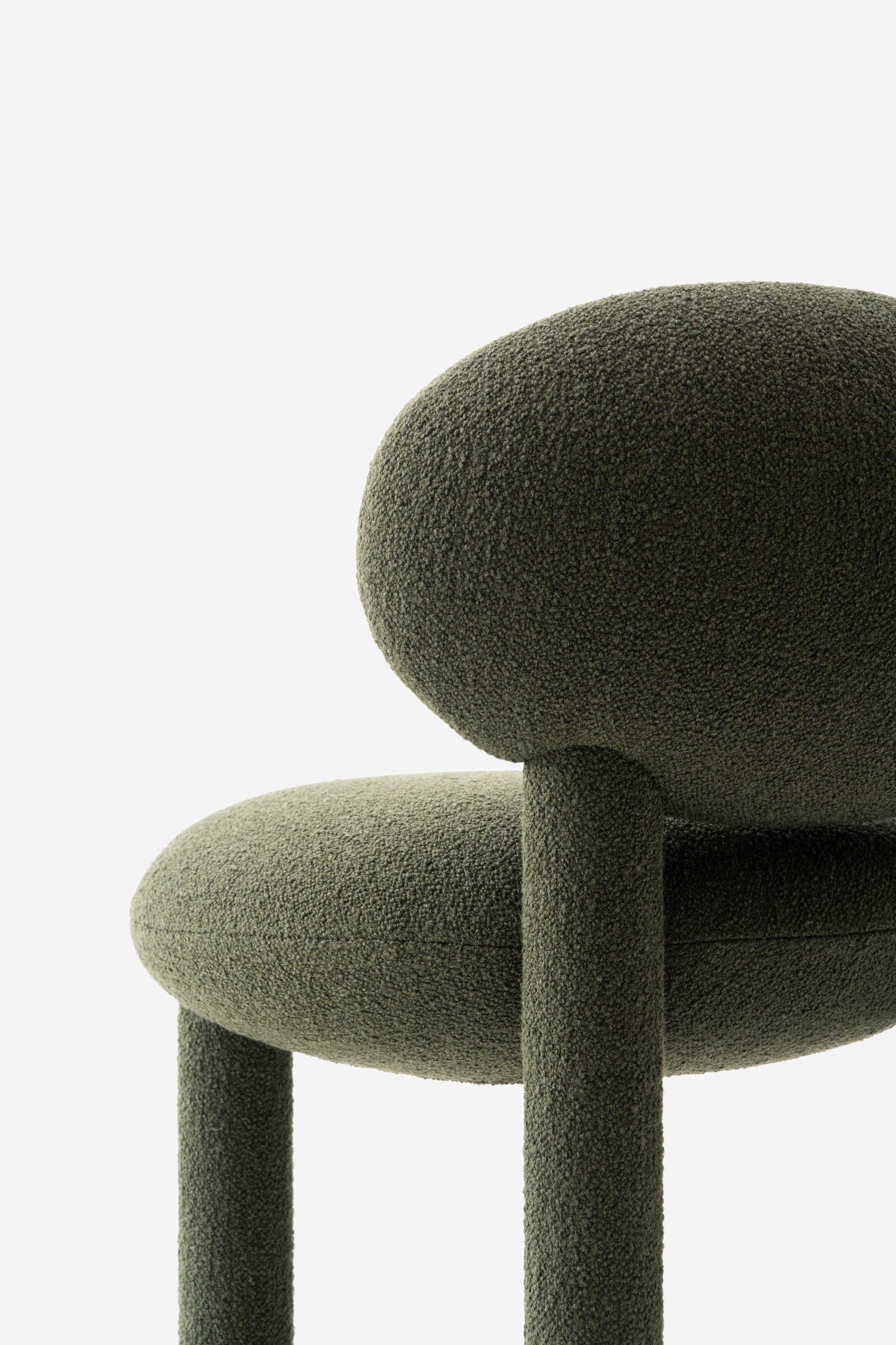 Silla de mostrador moderna Flock CS1/65 Completamente tapizada en varias telas by Noom en Nuevo estado para la venta en Paris, FR