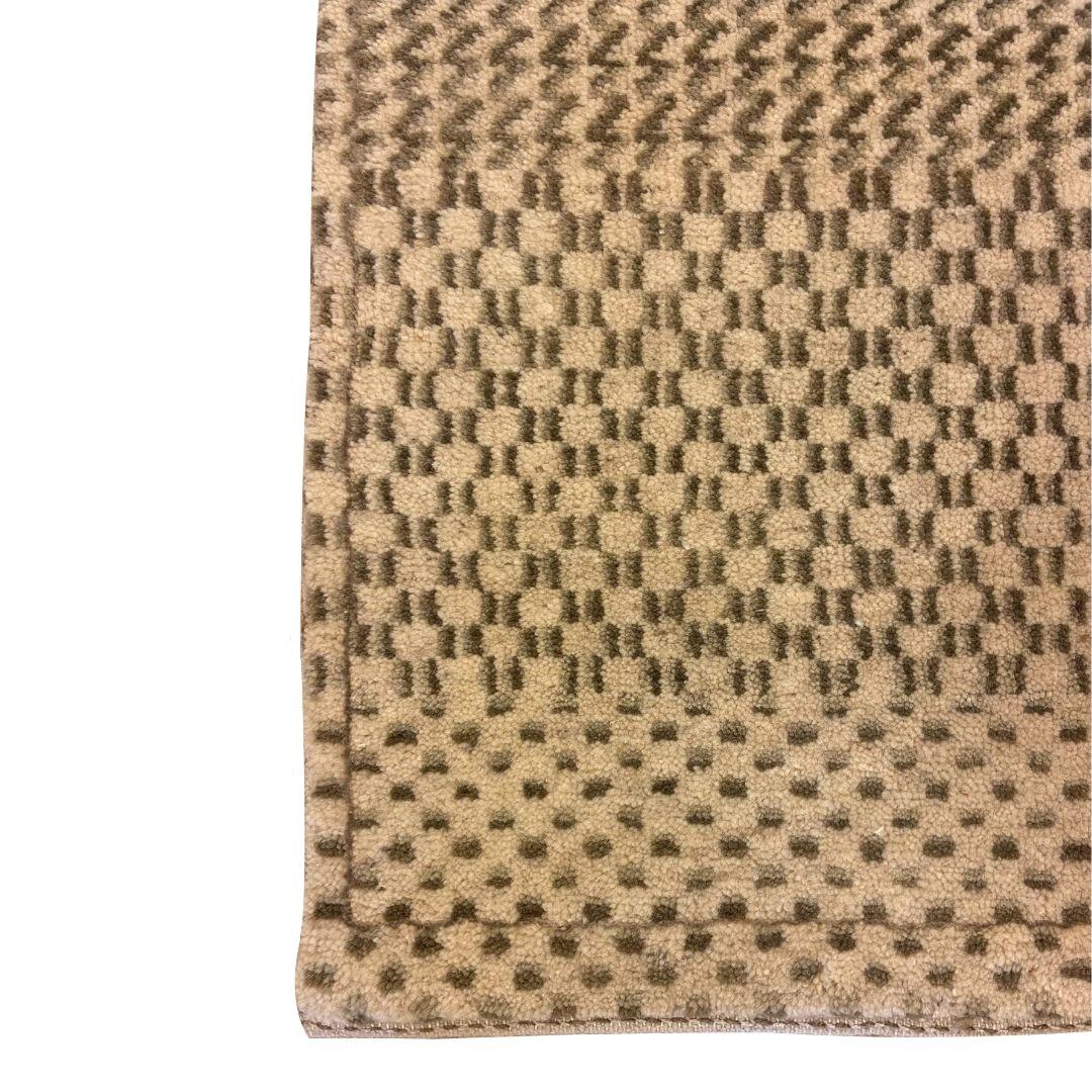 Moderno Tappeto moderno crema e grigio, Architectural Design by Orley Shabahang, 2' x 3' in vendita