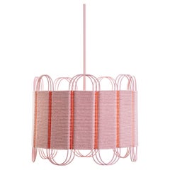 Moderne Kreta Skulpturale Lampe in Rosa Verschiedene Corde & Stahl von Laura Casañas Maya