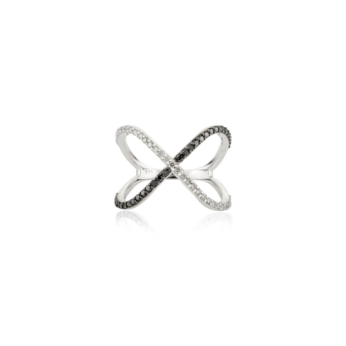 Im Angebot: Moderner Crossover-Diamantring aus 18 Karat Weißgold mit schwarz-weißen Diamanten () 7