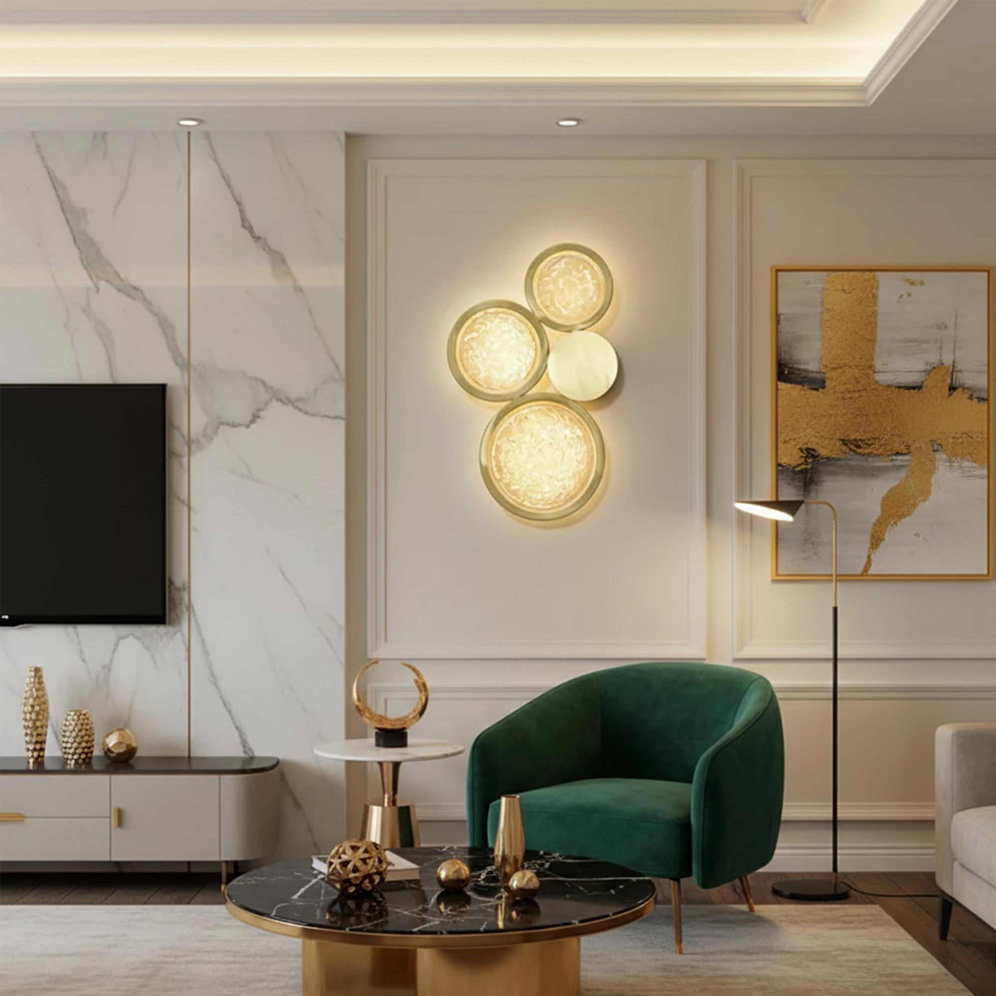 Americano Applique a cerchio in vetro e ottone - Illuminazione d'ambiente elegante per case moderne in vendita