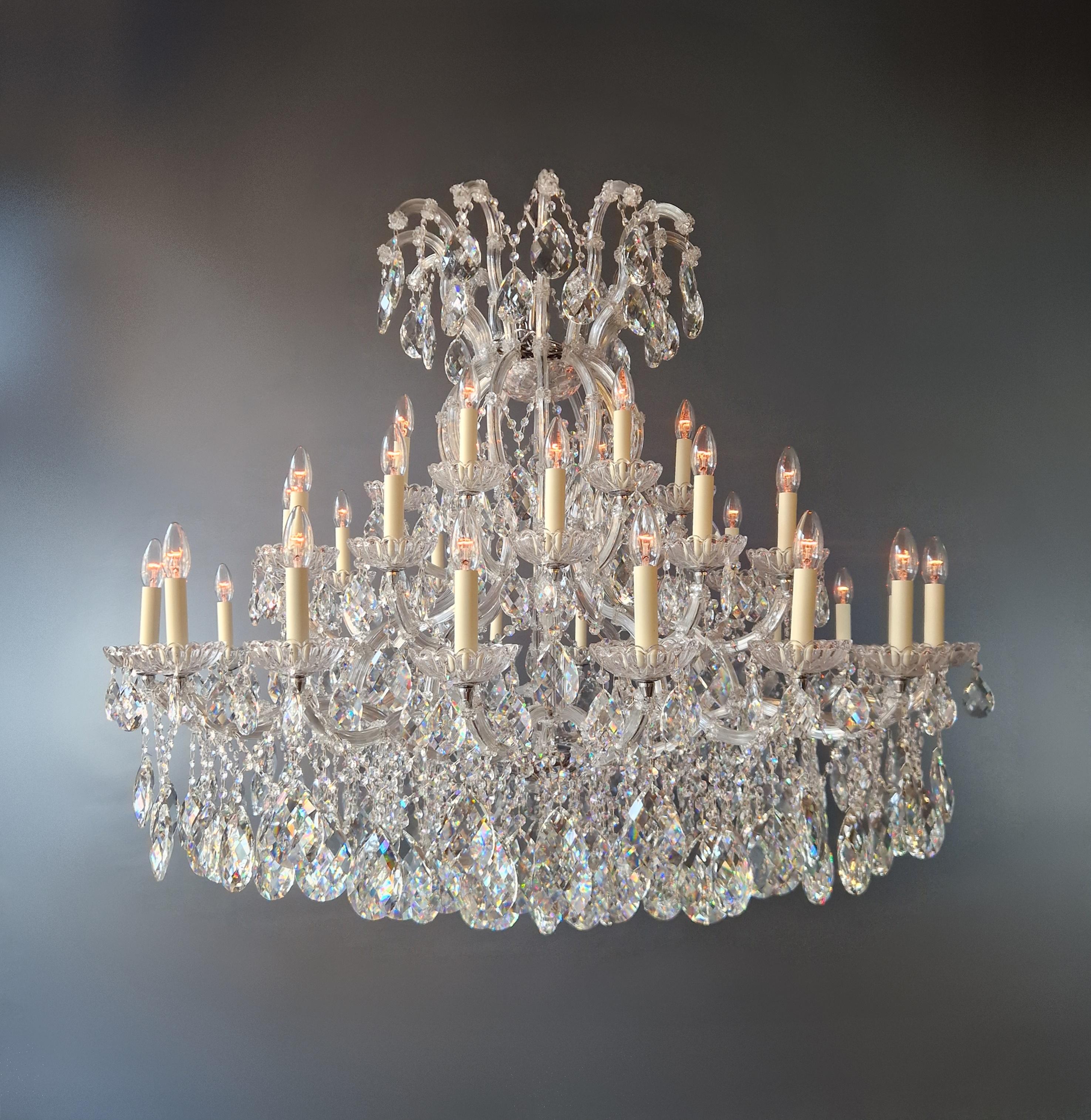 Tedesco Lampadario moderno in cristallo Art Nouveau Lustre Art Deco New in vendita