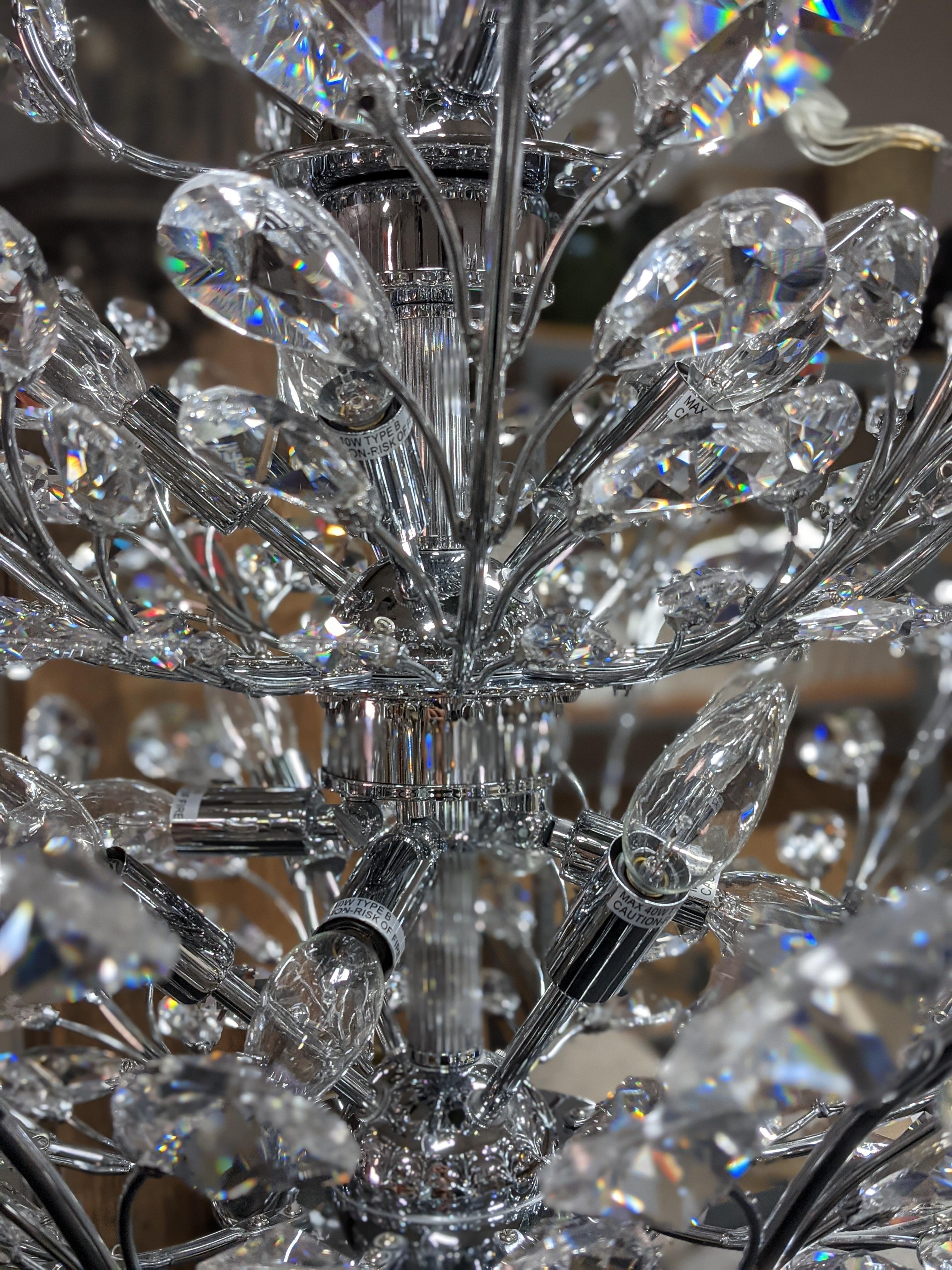 Italian Modern Crystal Chandelier from Italy For Sale