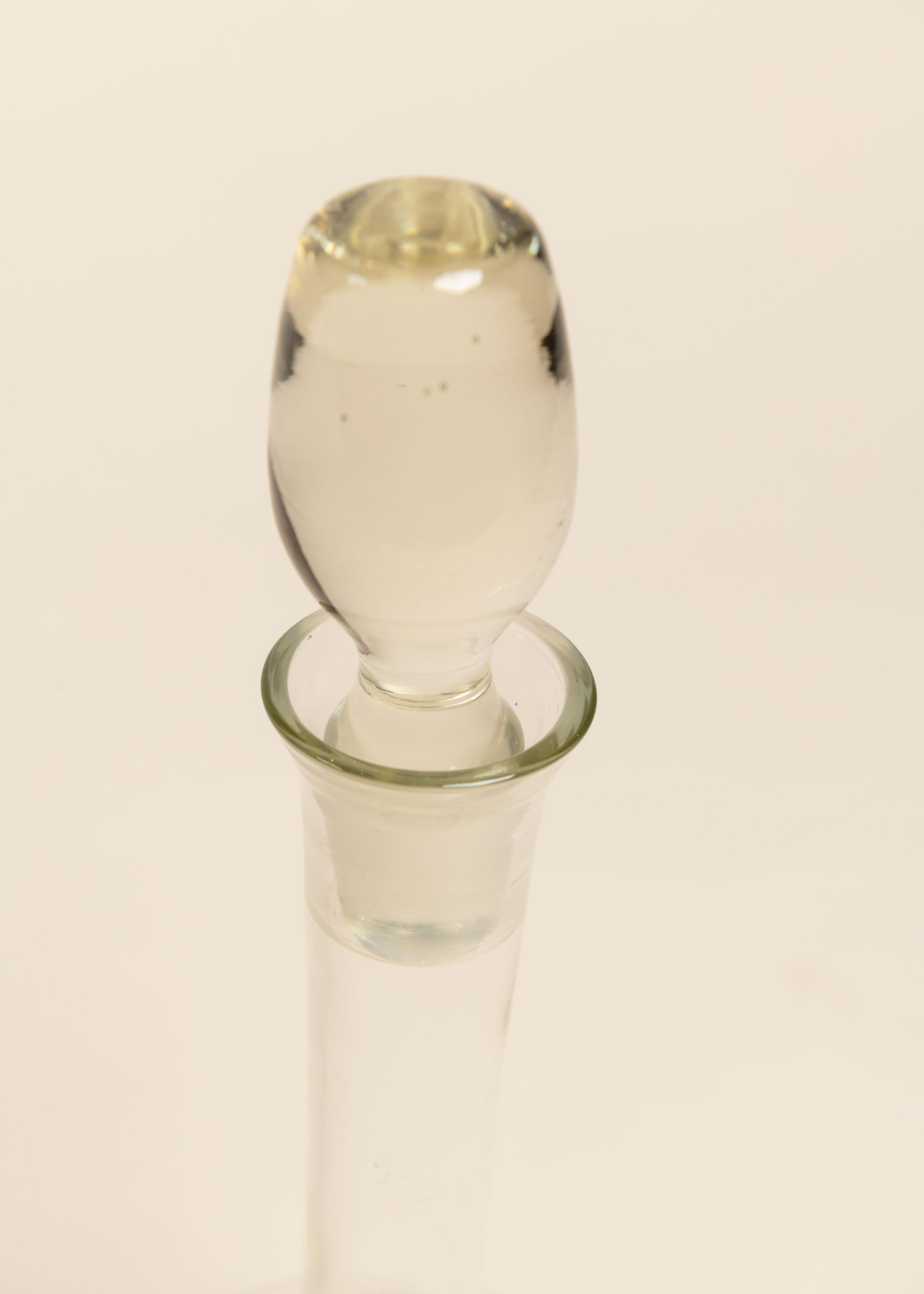 North American Modern Crystal Decantor with Stopper, 20th Century For Sale