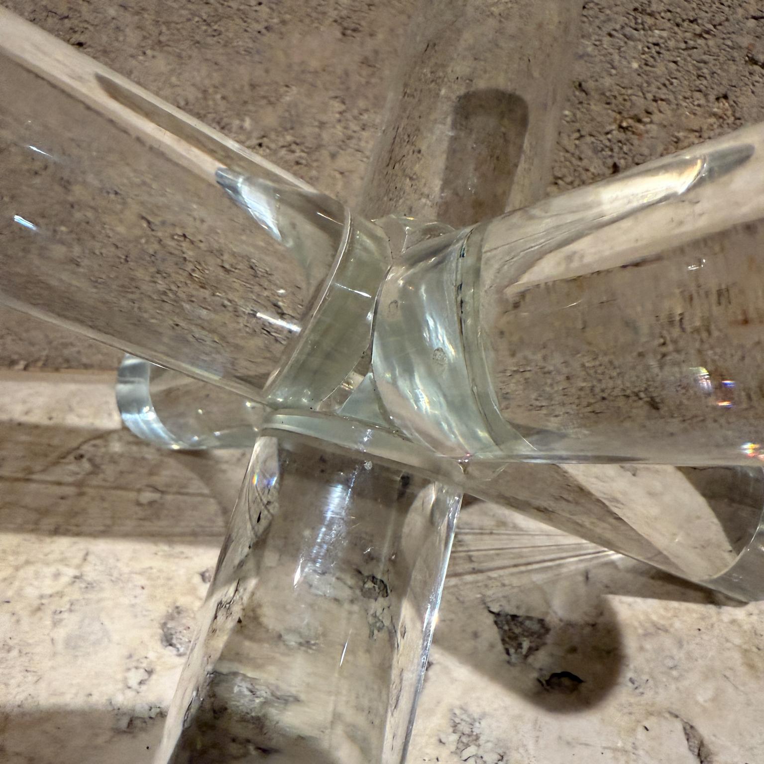 Sujetalibros moderno de cristal Jack en Bastante bueno estado para la venta en Chula Vista, CA